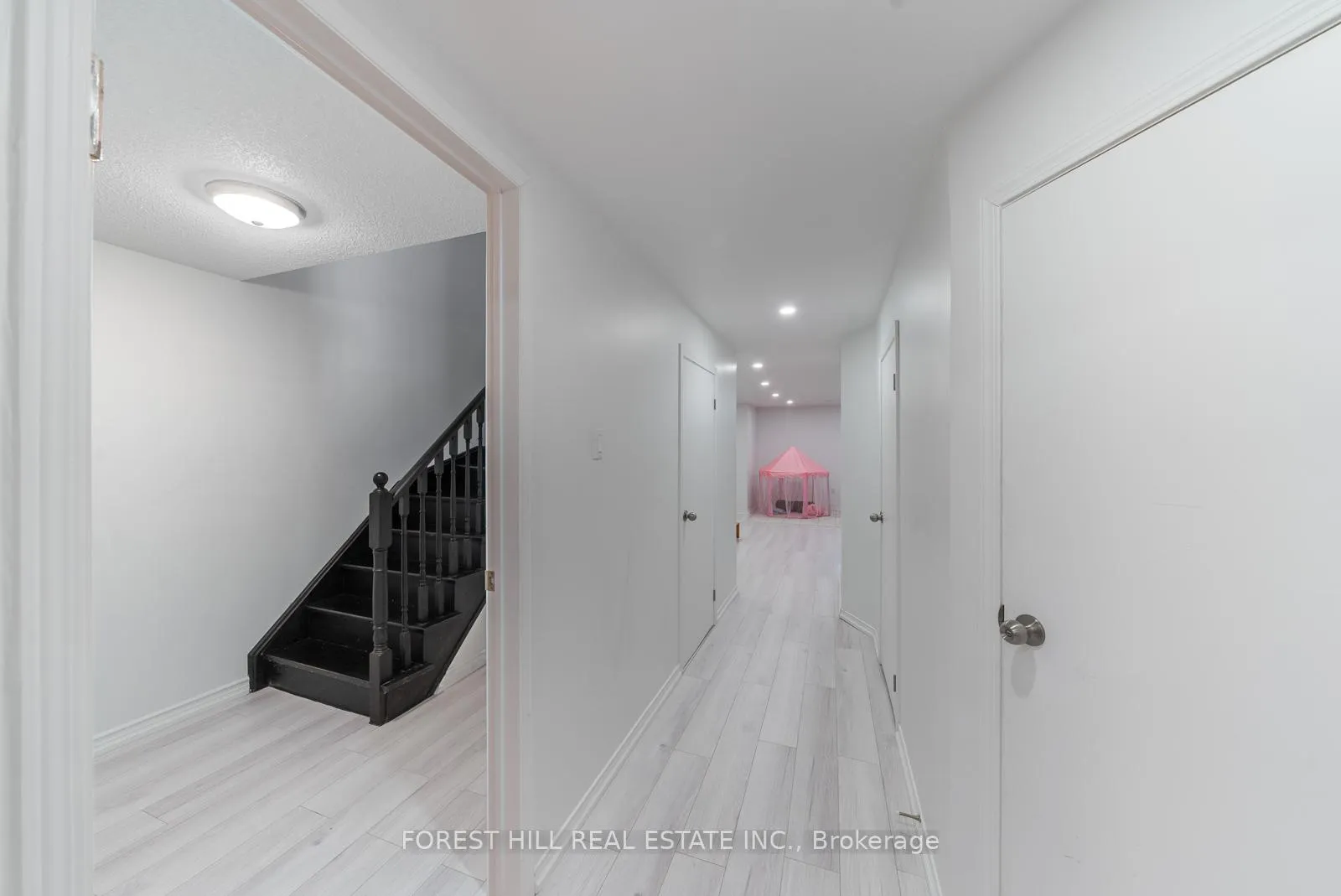 Photo 33 of 104 Forest Run Boulevard, Vaughan, Patterson — HOMEH