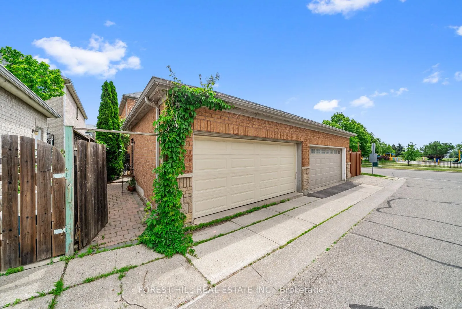Photo 40 of 104 Forest Run Boulevard, Vaughan, Patterson — HOMEH