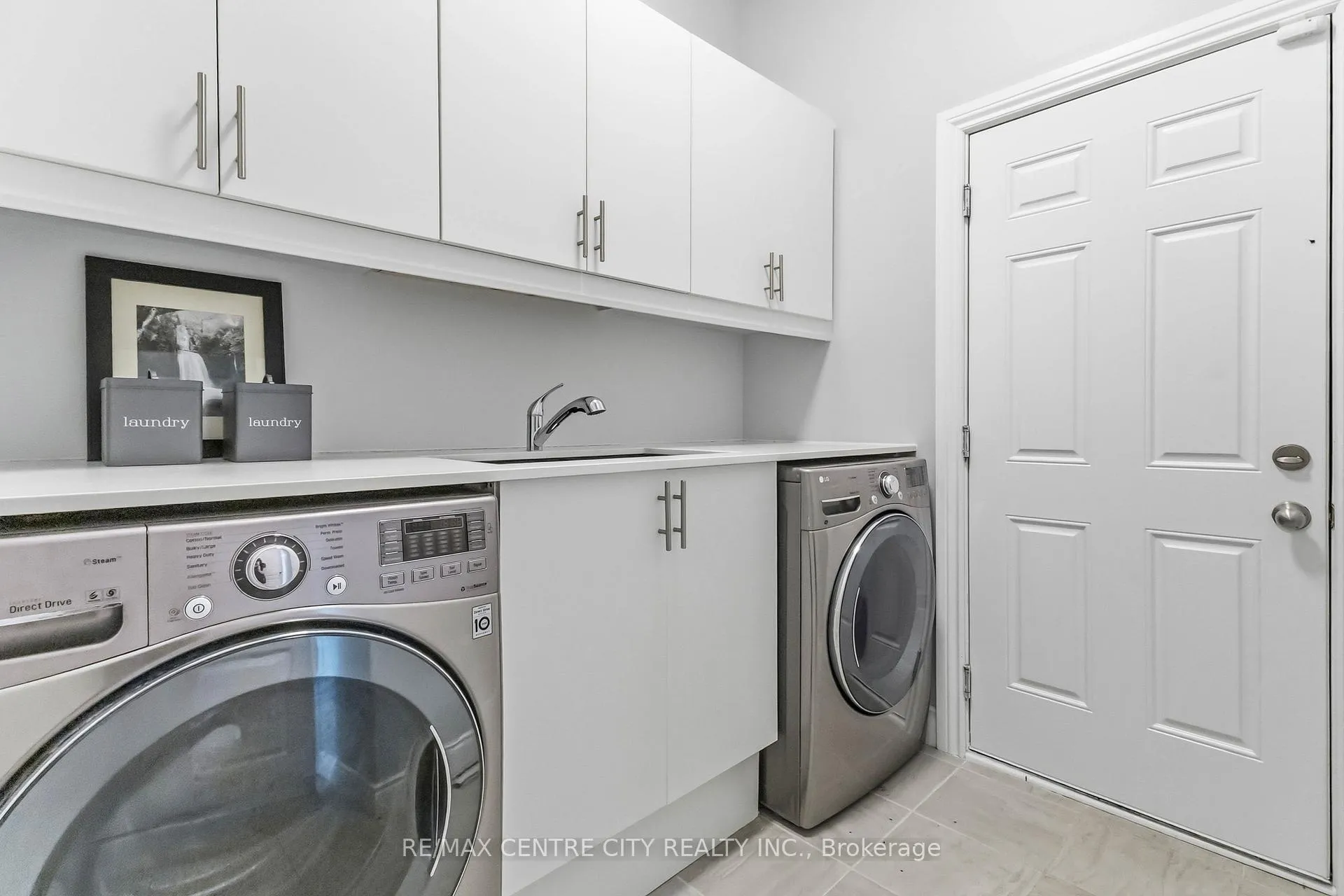Photo 15 of 2344 Constance Avenue, London, South U — HOMEH