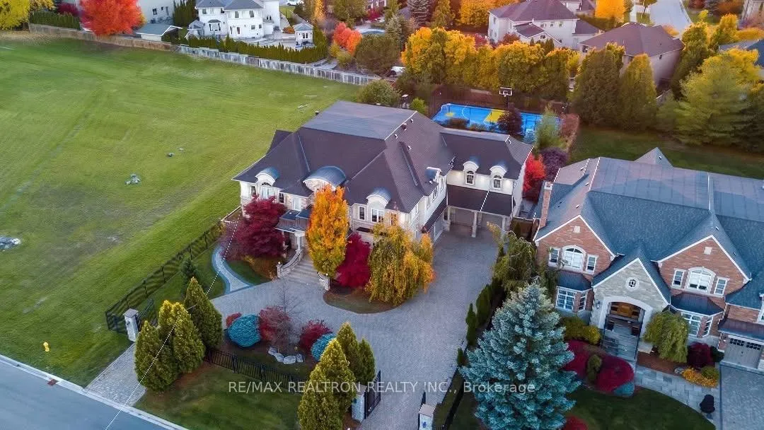 Photo 8 of 80 Callaway Court, Vaughan, Uplands — HOMEH