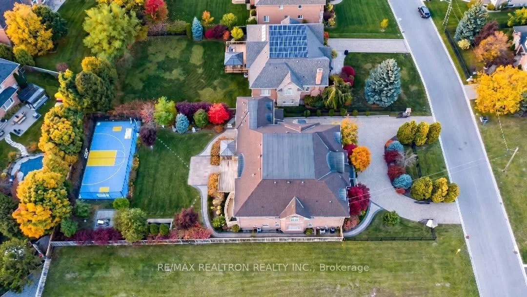 Photo 14 of 80 Callaway Court, Vaughan, Uplands — HOMEH