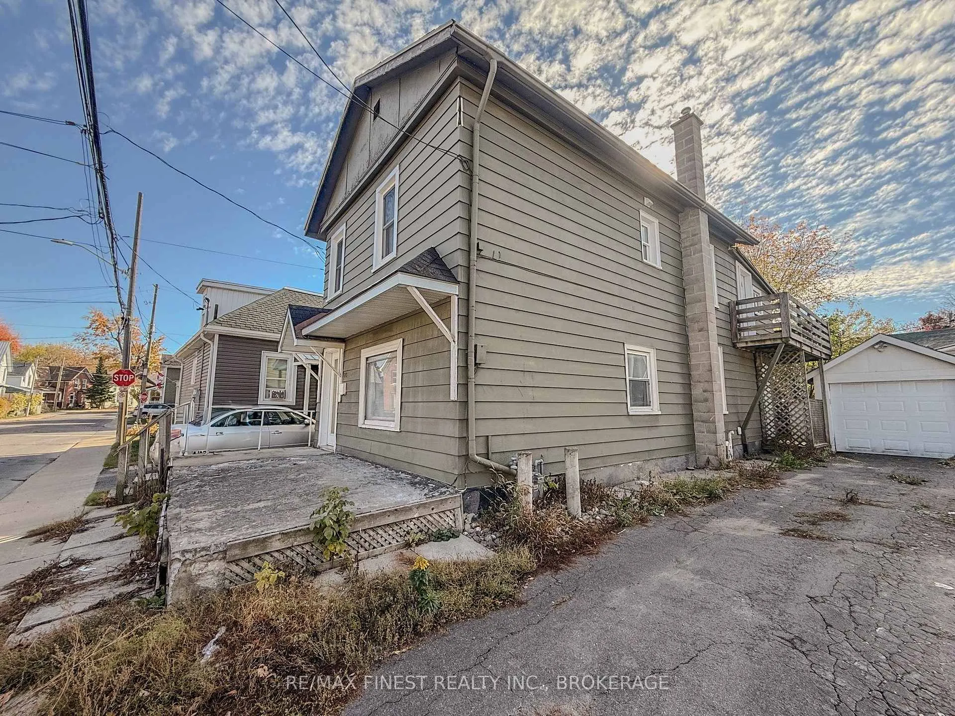 Photo 23 of 80 Main Street, Kingston, East of Sir John A. Blvd — HOMEH