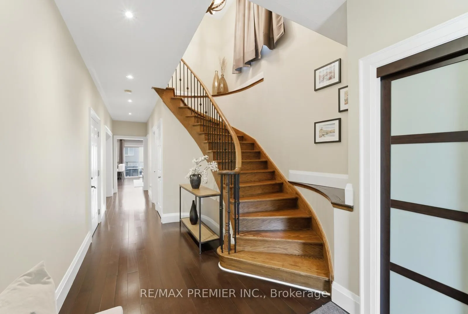 Photo 6 of 7 Christensen Avenue, Caledon, Bolton North — HOMEH
