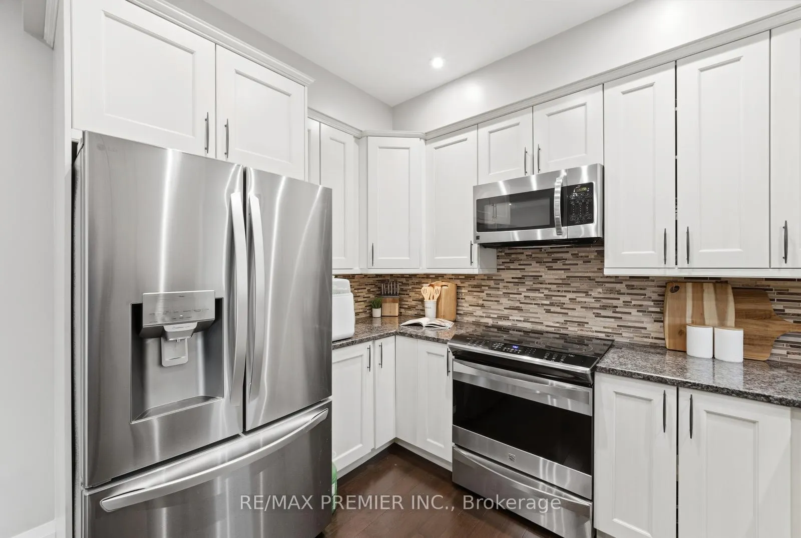Photo 16 of 7 Christensen Avenue, Caledon, Bolton North — HOMEH