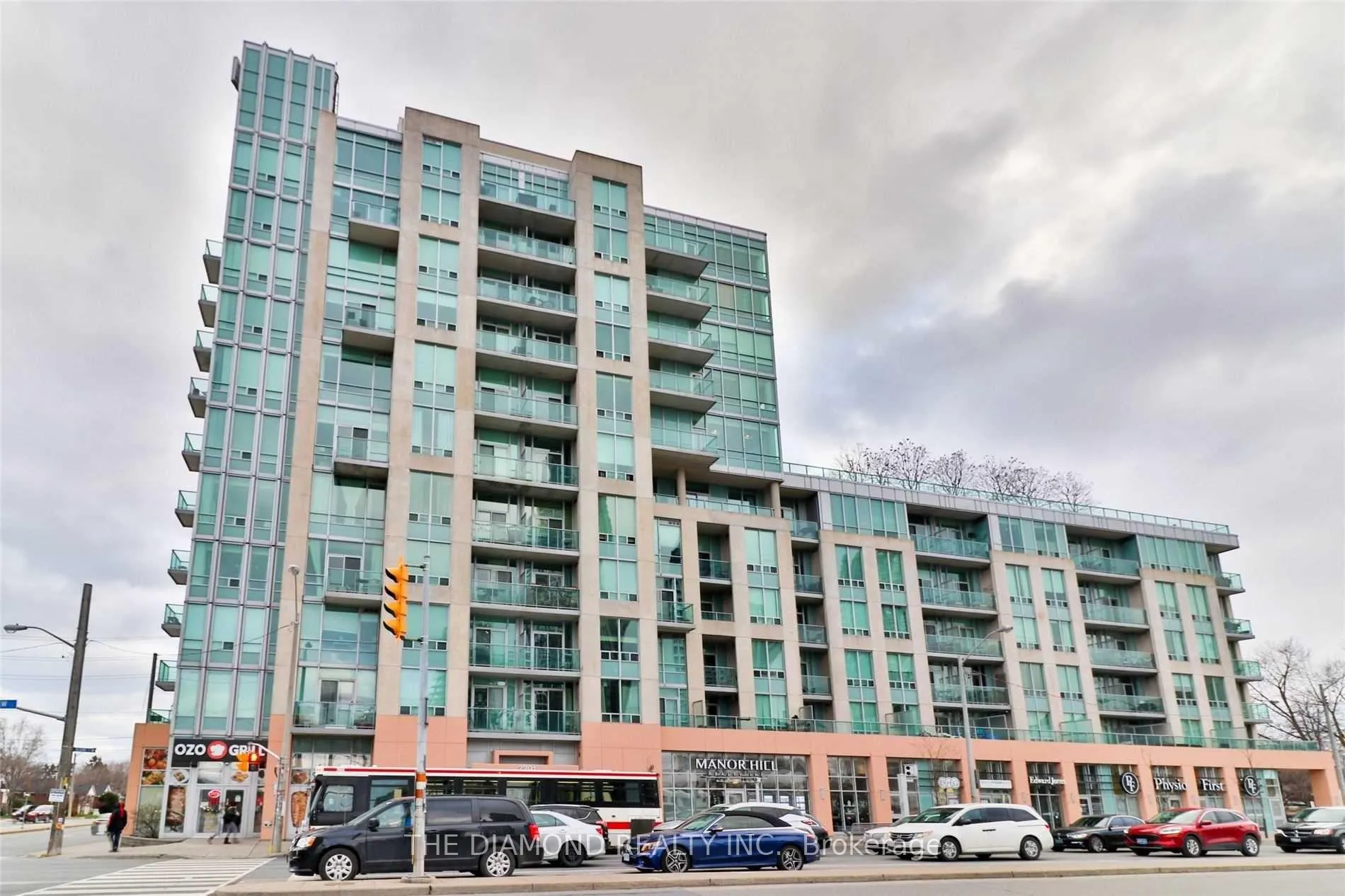 Front of Unit 407, 3391 Bloor Street W
