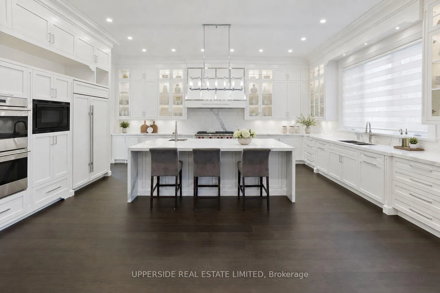 Photo 2 of 28 Thornridge Drive, Vaughan, Crestwood-Springfarm-Yorkhill — HOMEH