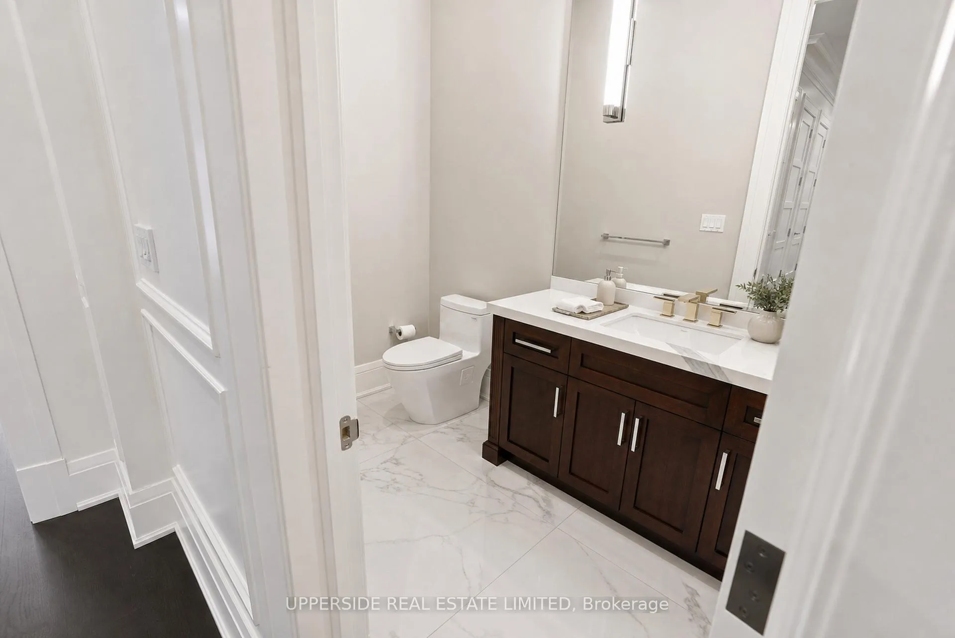 Photo 11 of 28 Thornridge Drive, Vaughan, Crestwood-Springfarm-Yorkhill — HOMEH