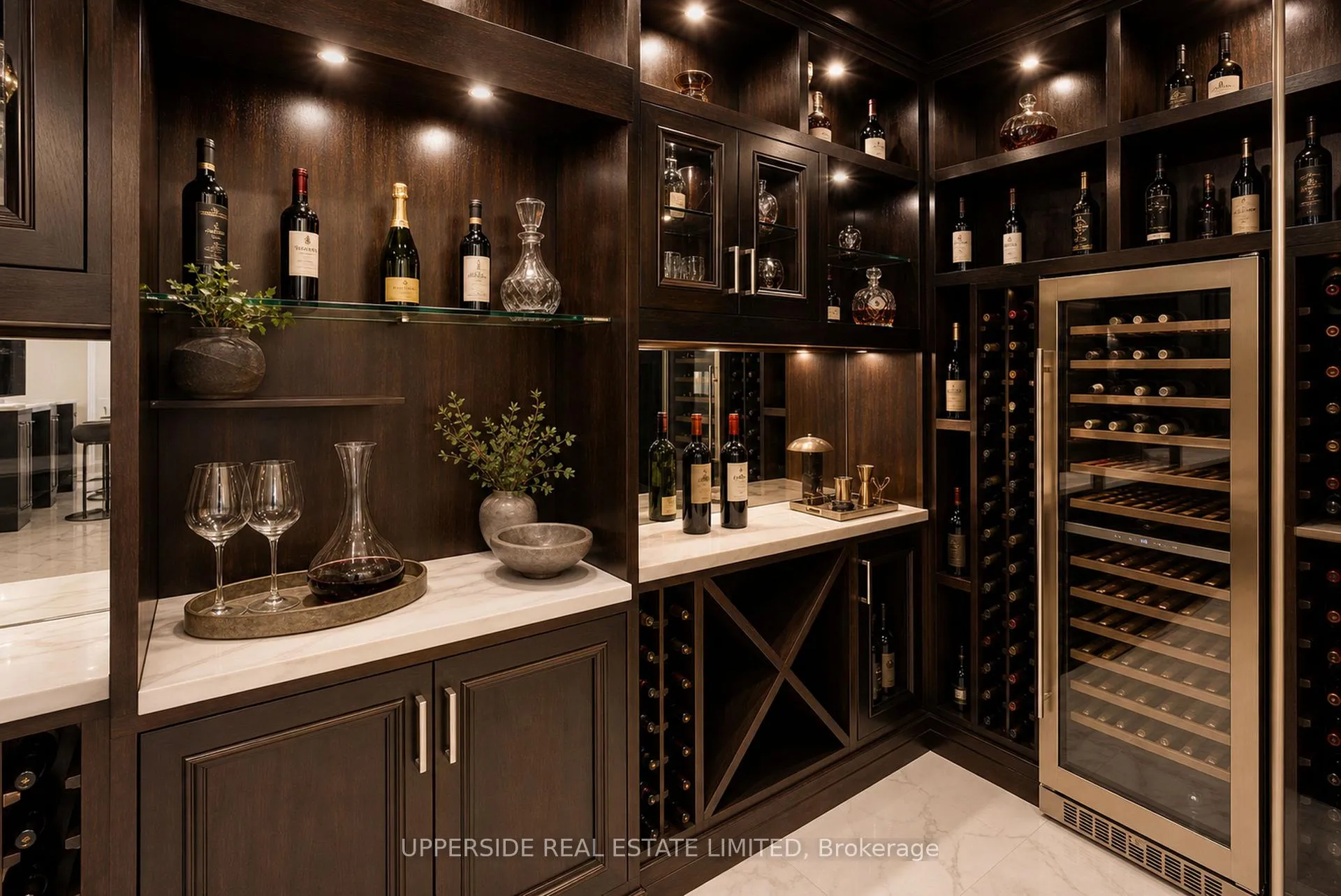 Photo 25 of 28 Thornridge Drive, Vaughan, Crestwood-Springfarm-Yorkhill — HOMEH