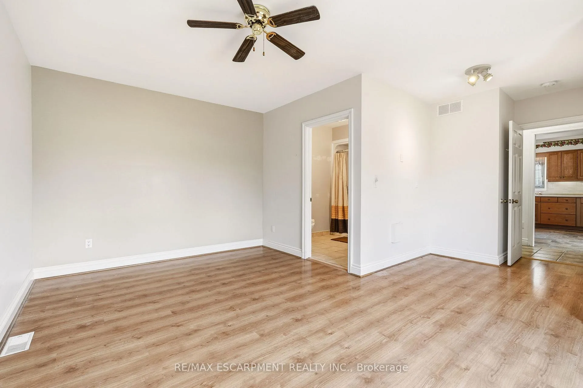 Photo 20 of 192 Ewen Road, Hamilton, Ainslie Wood — HOMEH