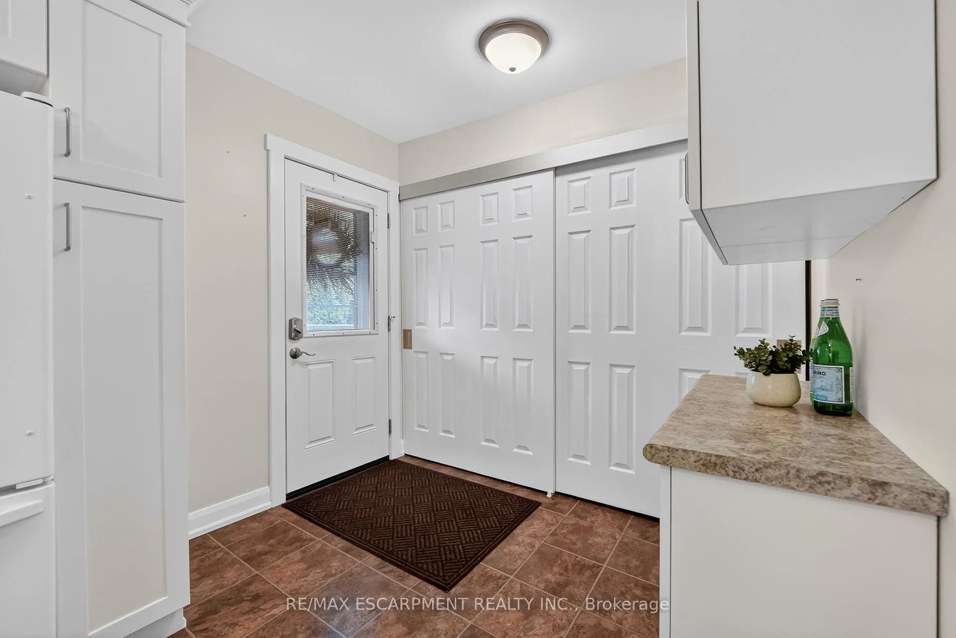 Photo 15 of 272 Cope Street, Hamilton, Homeside — HOMEH