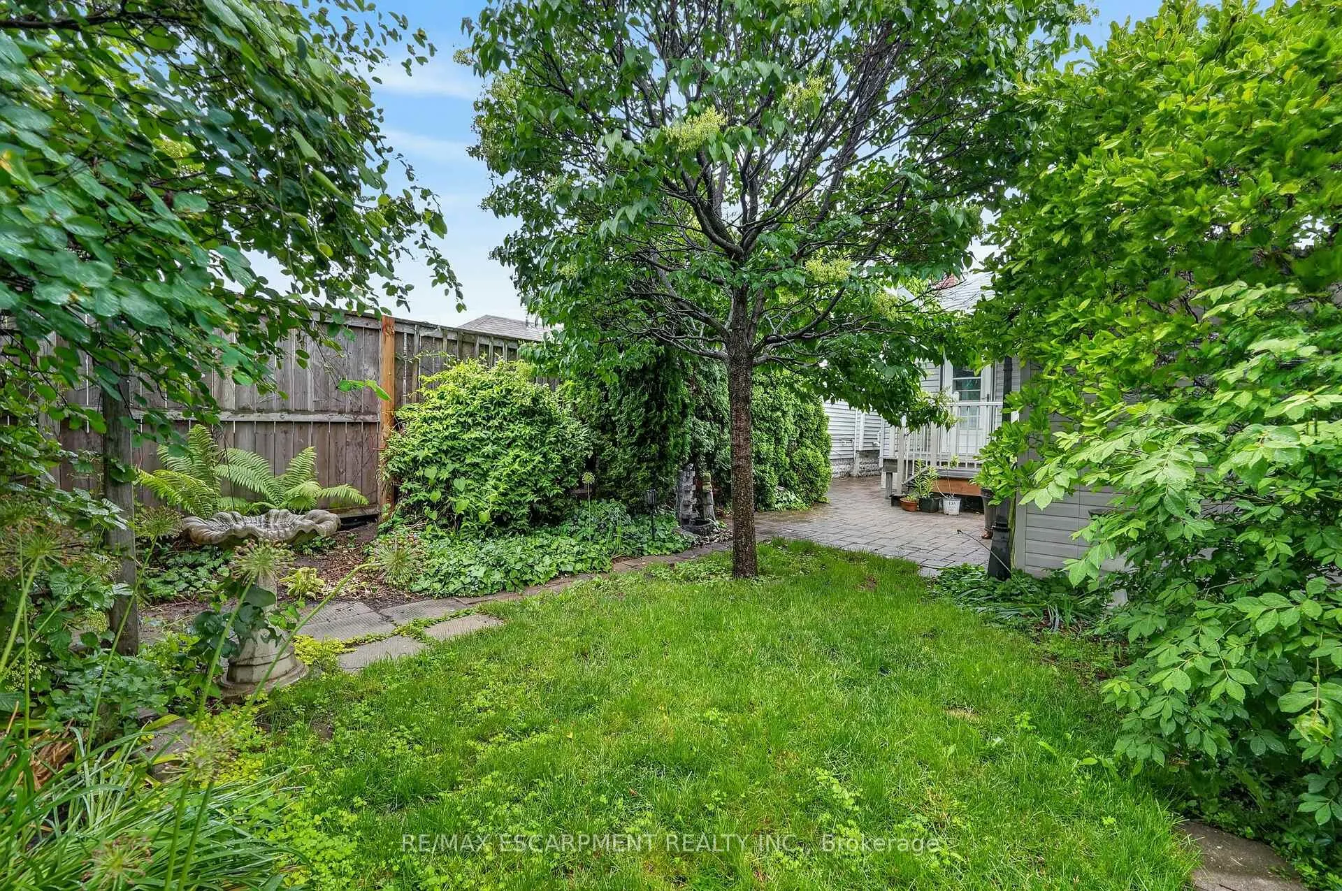 Photo 18 of 272 Cope Street, Hamilton, Homeside — HOMEH