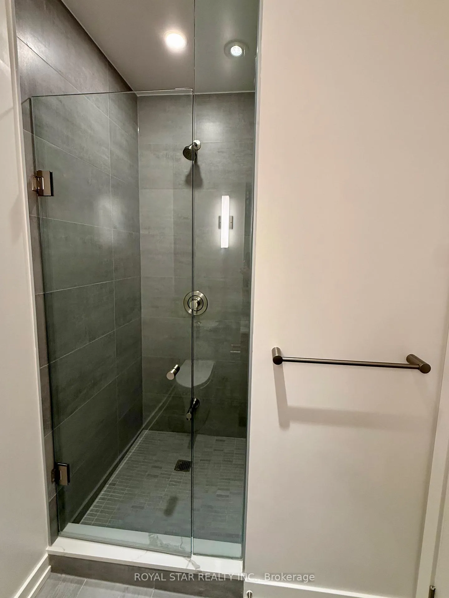 Photo 16 of Unit 708S, 110 Broadway Avenue, Toronto, Mount Pleasant West — HOMEH