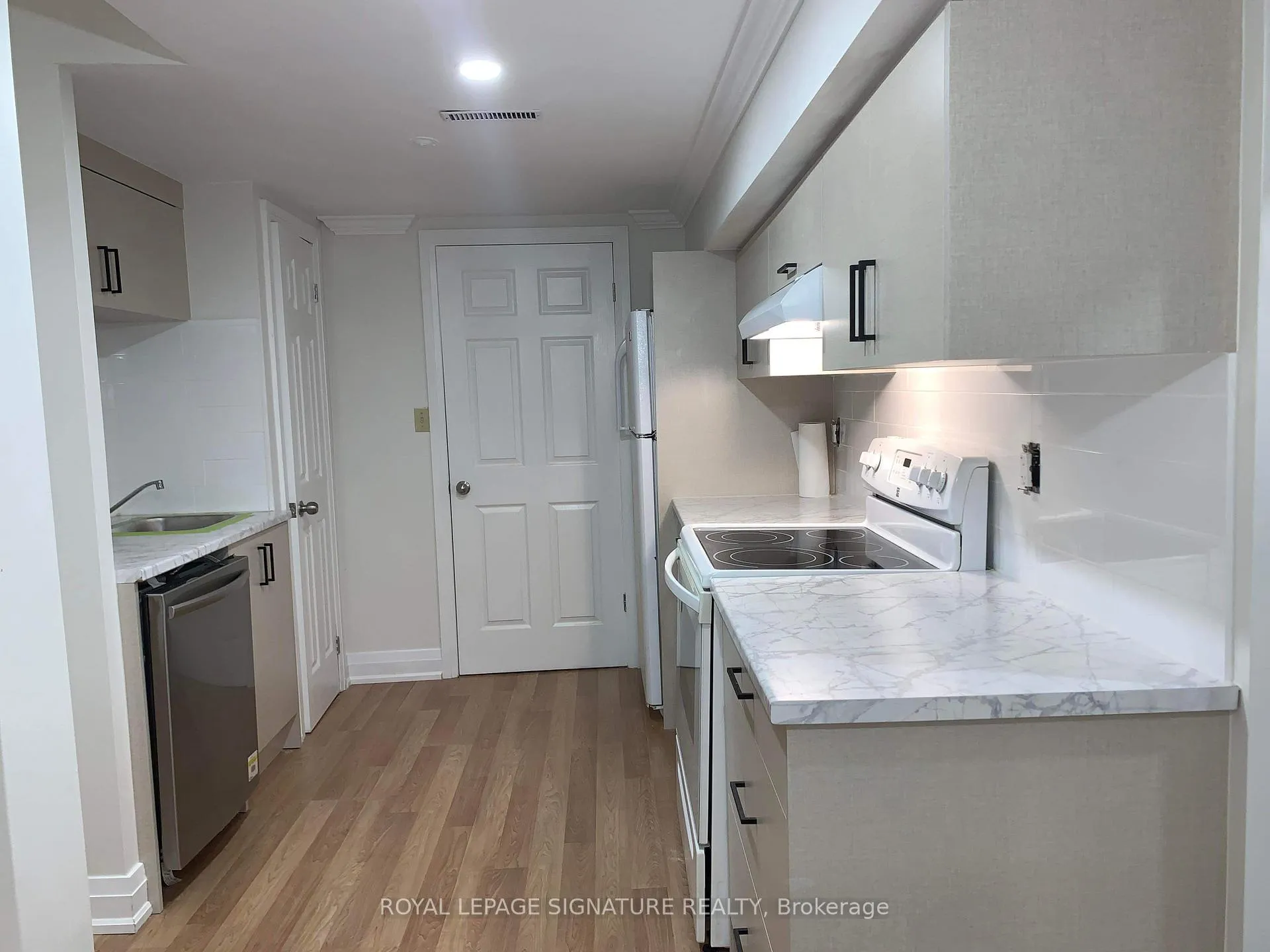 Photo 11 of 4224 Angeloni Drive, Mississauga, Rathwood — HOMEH