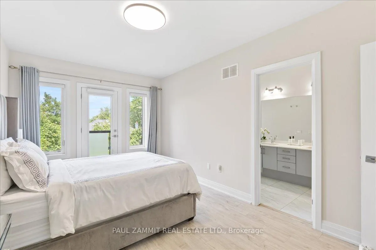 Photo 15 of 39 Harold Lawrie Lane, Markham, Thornhill — HOMEH