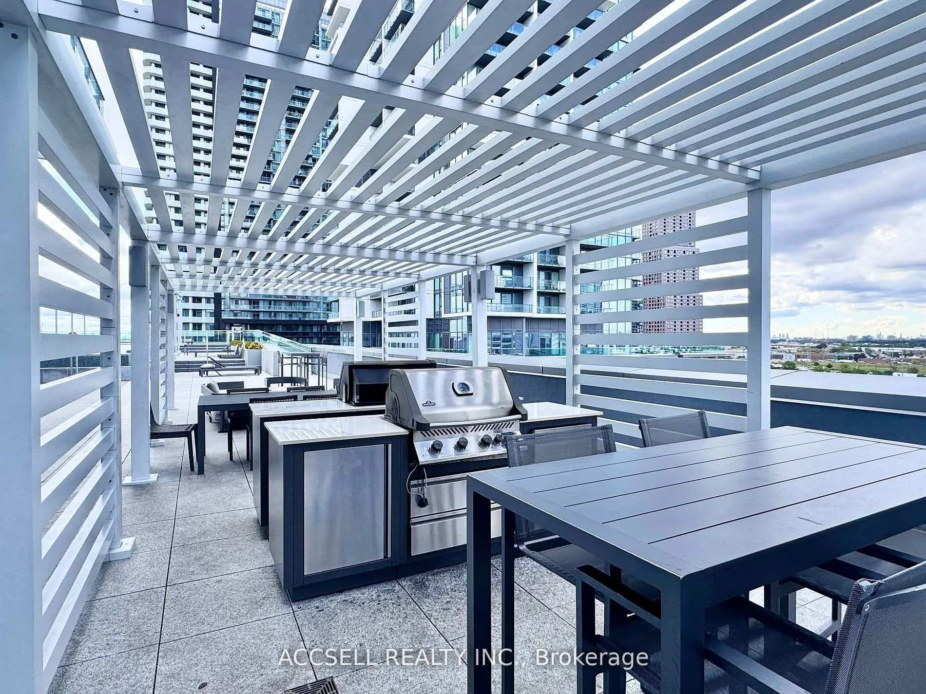 Photo 3 of Unit W2602, 185 Millway Avenue, Vaughan, Vaughan Corporate Centre — HOMEH