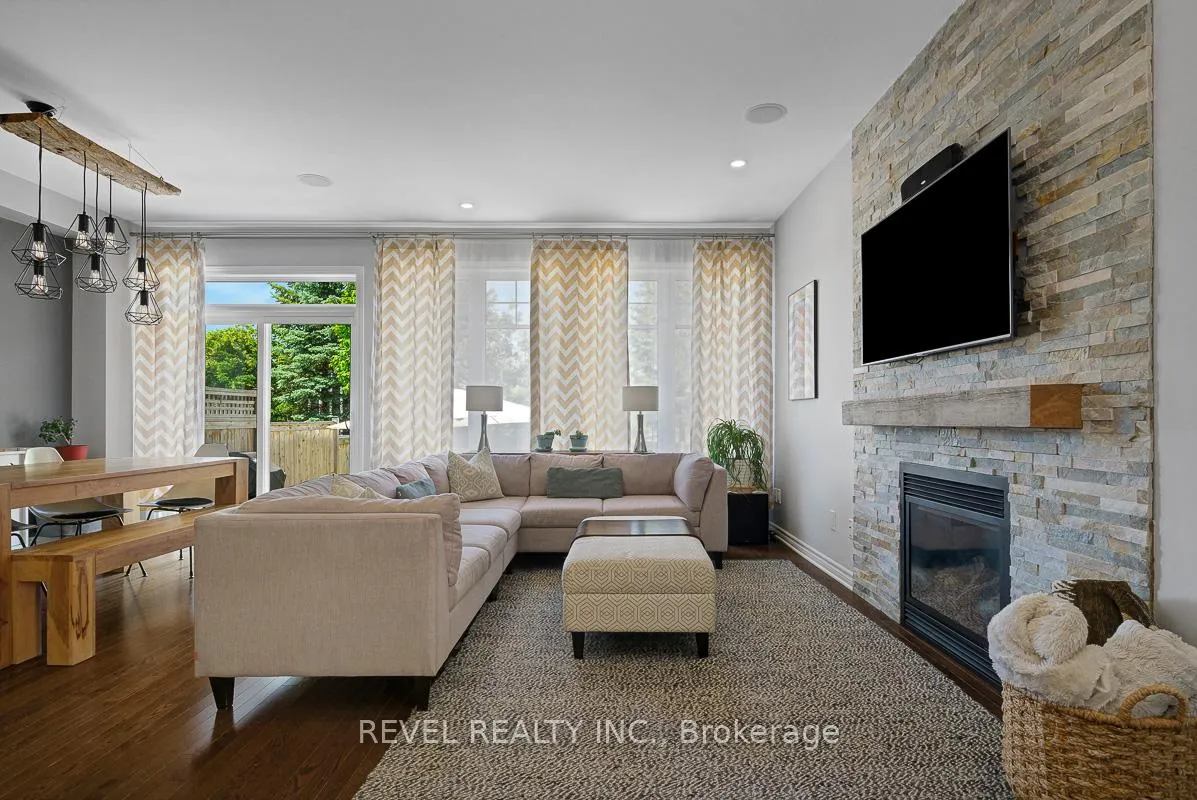 Photo 6 of 723 White Alder Avenue, Ottawa, Blossom Park/Kemp Park/Findlay Creek — HOMEH