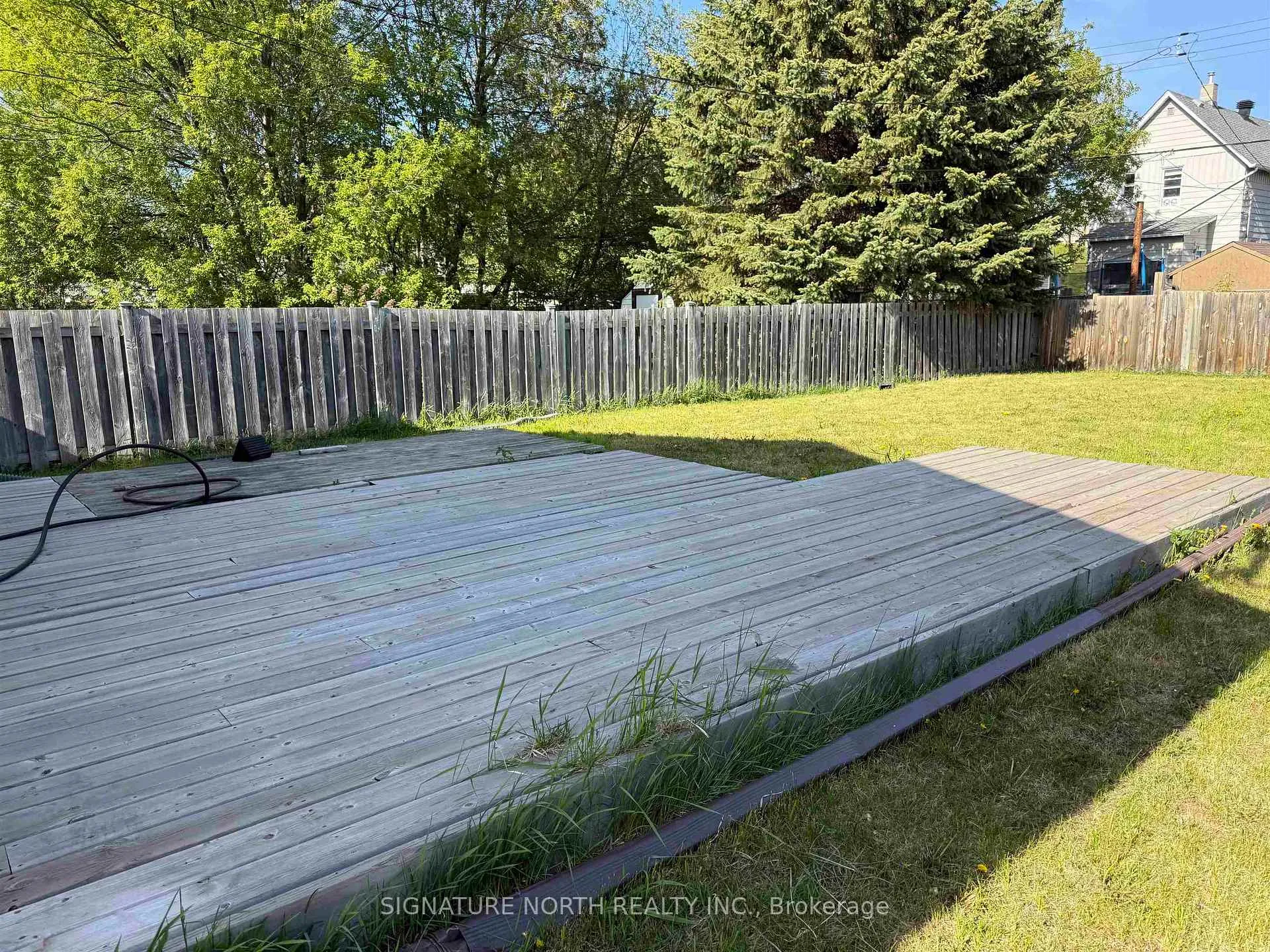 Photo 4 of 732 Marks Street S, Thunder Bay, Westfort — HOMEH