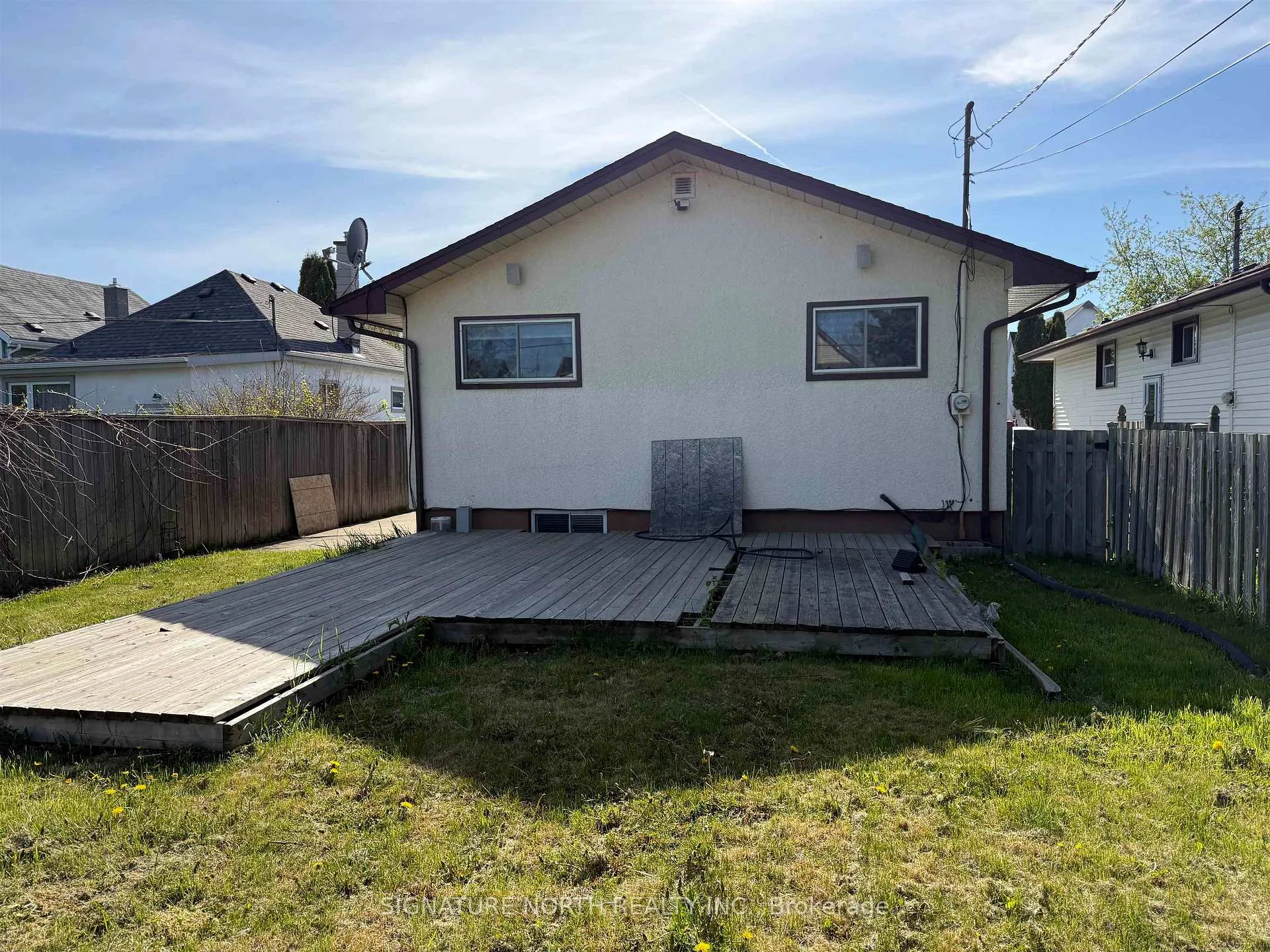 Photo 5 of 732 Marks Street S, Thunder Bay, Westfort — HOMEH