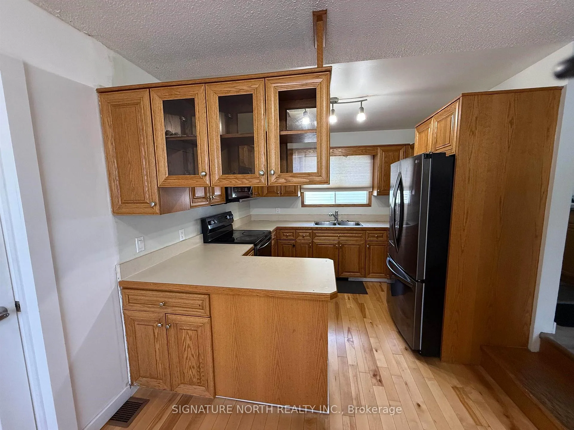 Photo 12 of 732 Marks Street S, Thunder Bay, Westfort — HOMEH