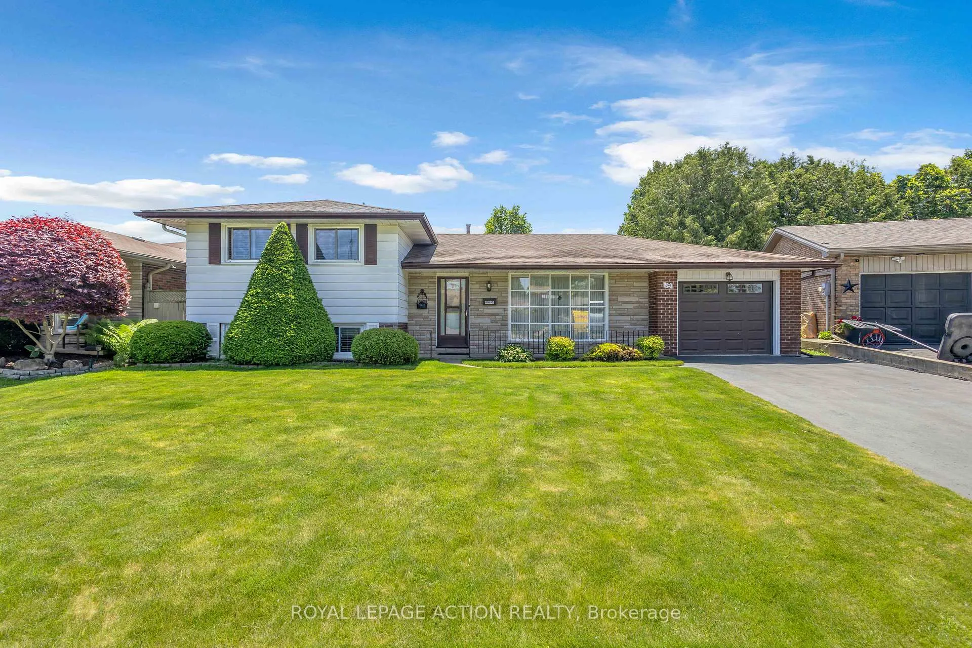 Photo 1 of 19 Pippin Drive, Brantford, Fairview - Brantford — HOMEH