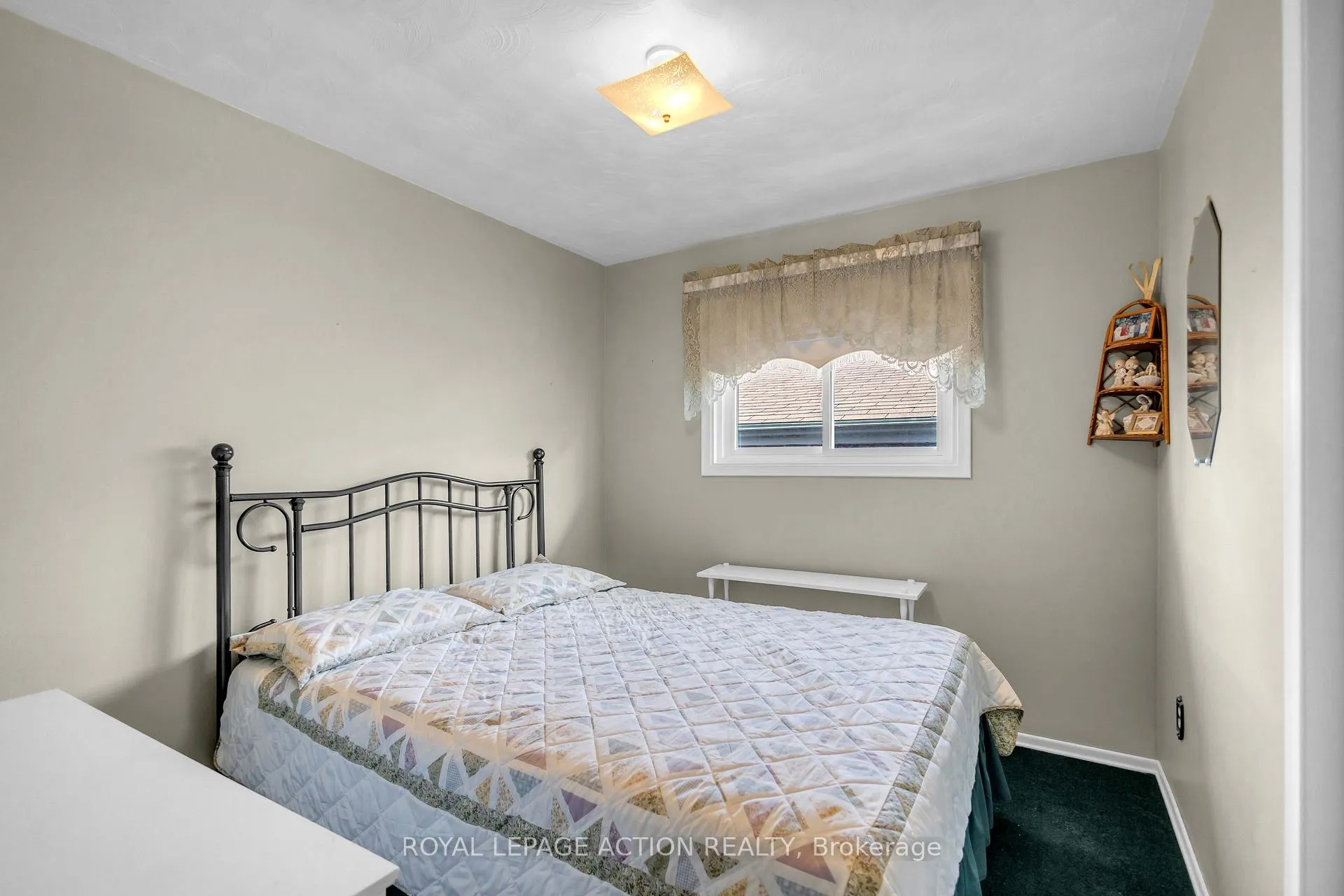 Photo 23 of 19 Pippin Drive, Brantford, Fairview - Brantford — HOMEH