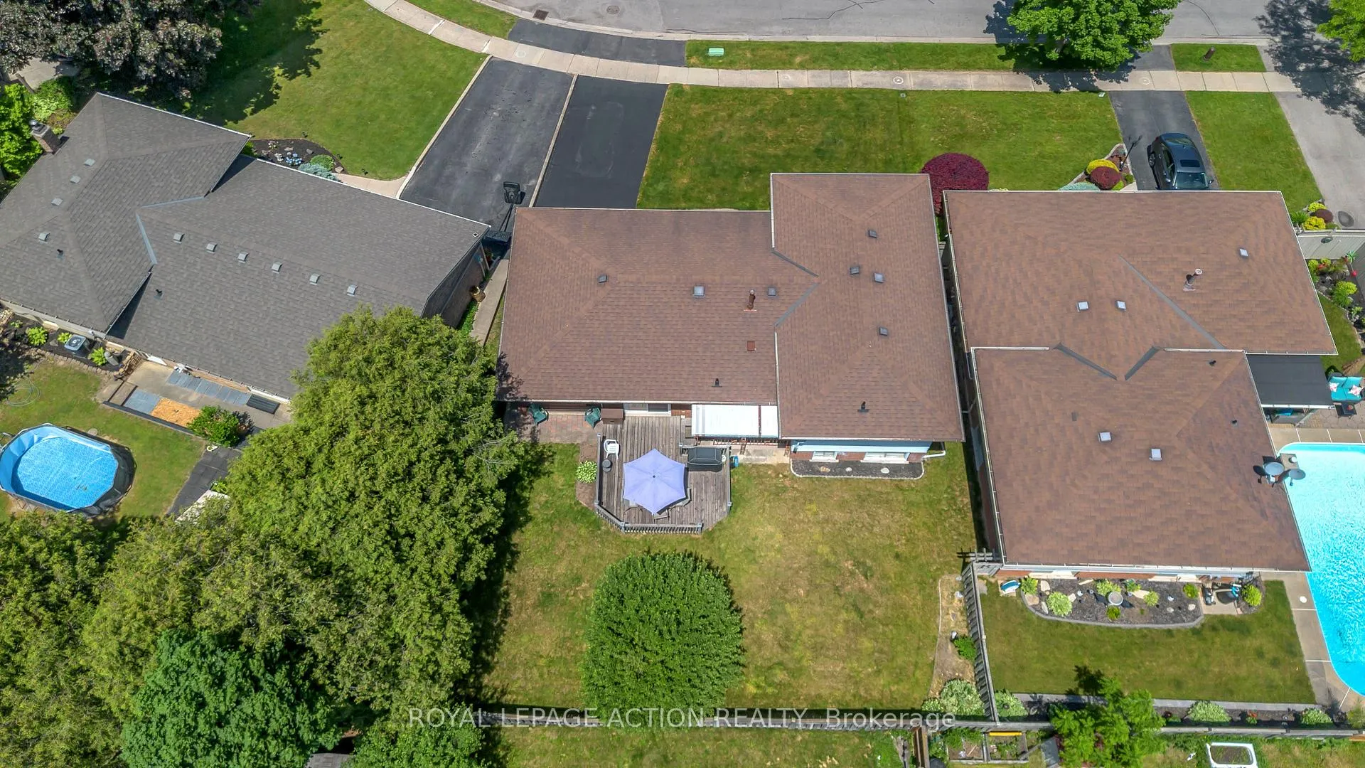 Photo 36 of 19 Pippin Drive, Brantford, Fairview - Brantford — HOMEH
