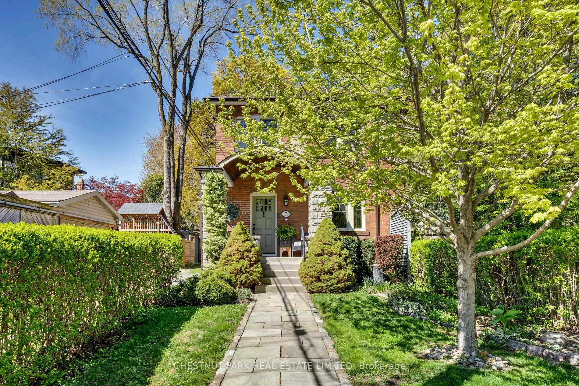 Photo 1 of 176 Forman Avenue, Toronto, Mount Pleasant East — HOMEH