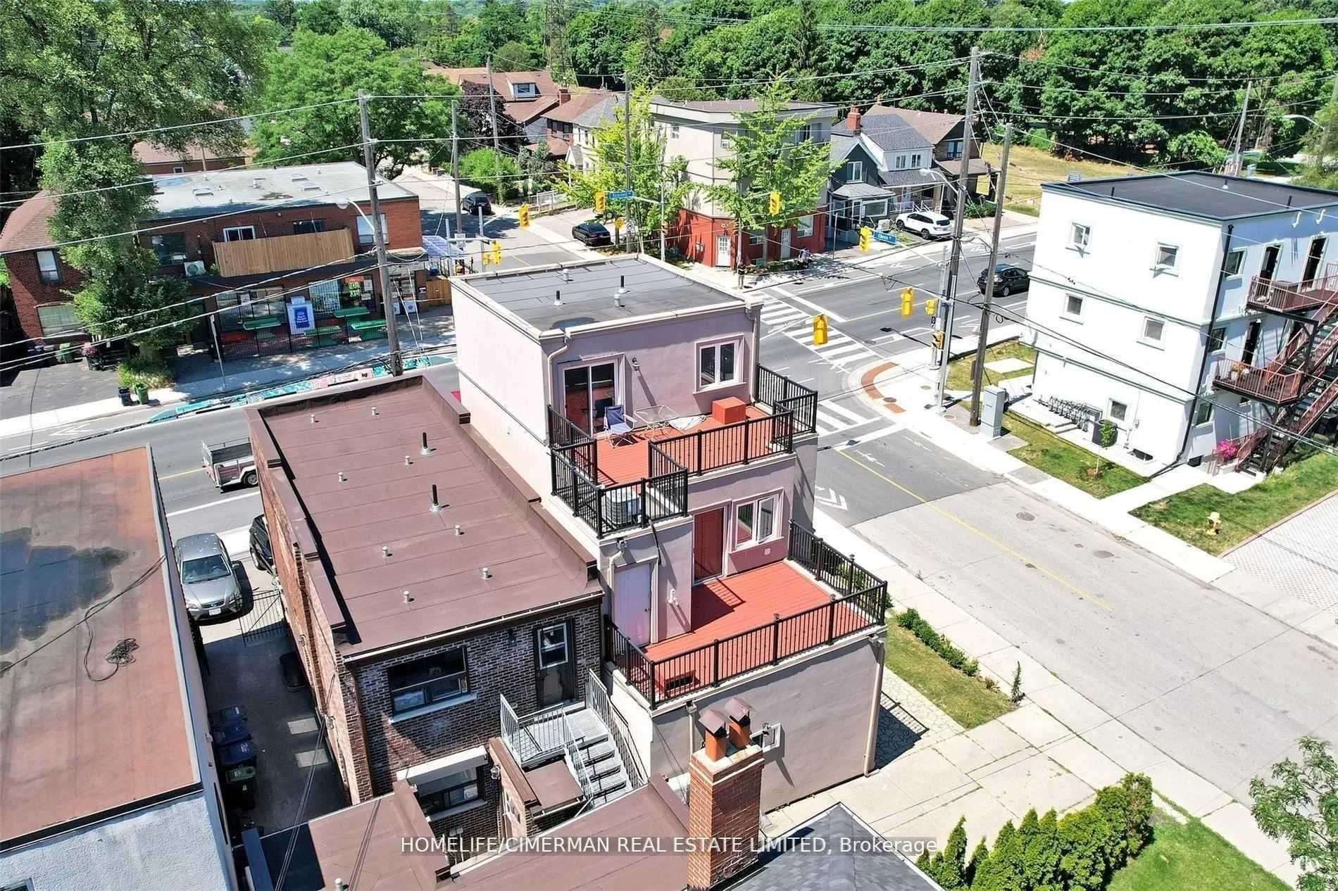 Photo 34 of 61 Scarlett Road, Toronto, Rockcliffe-Smythe — HOMEH
