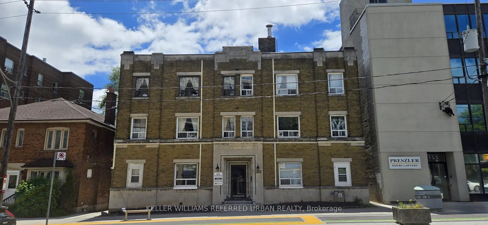 Front of Unit 28, 137 Eglinton Avenue W