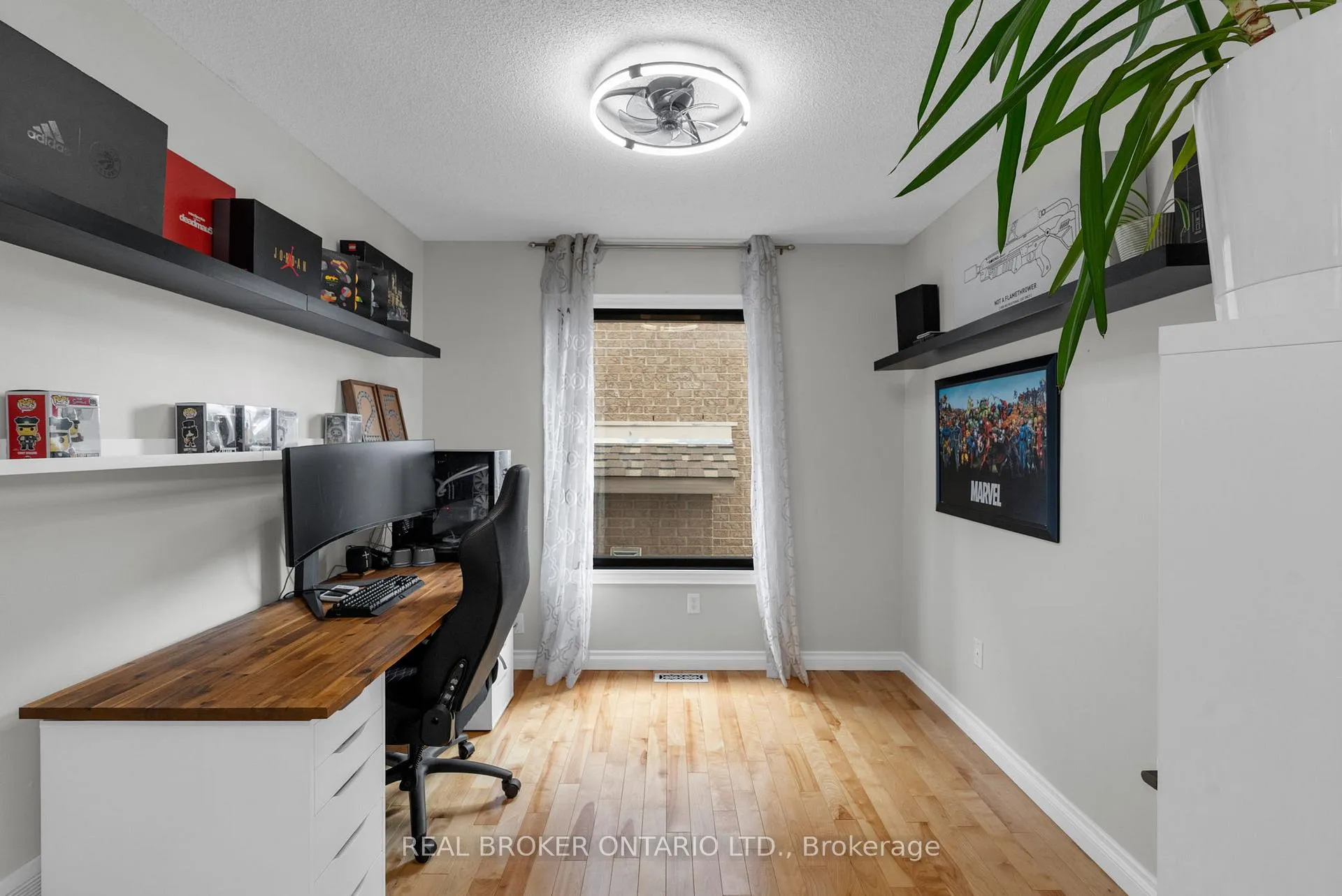 Photo 8 of 32 Black Willow Drive, Barrie, Holly — HOMEH