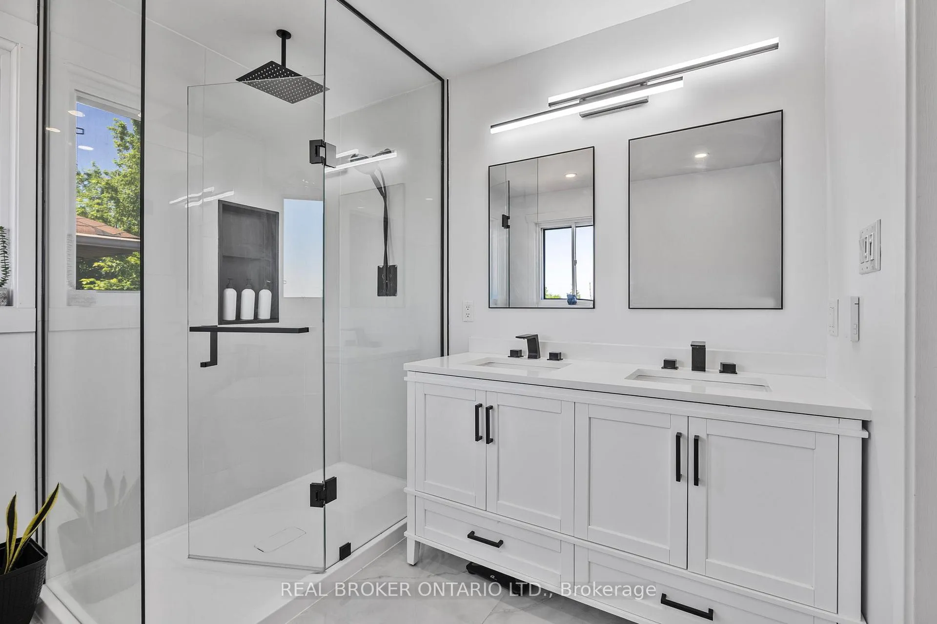 Photo 31 of 32 Black Willow Drive, Barrie, Holly — HOMEH