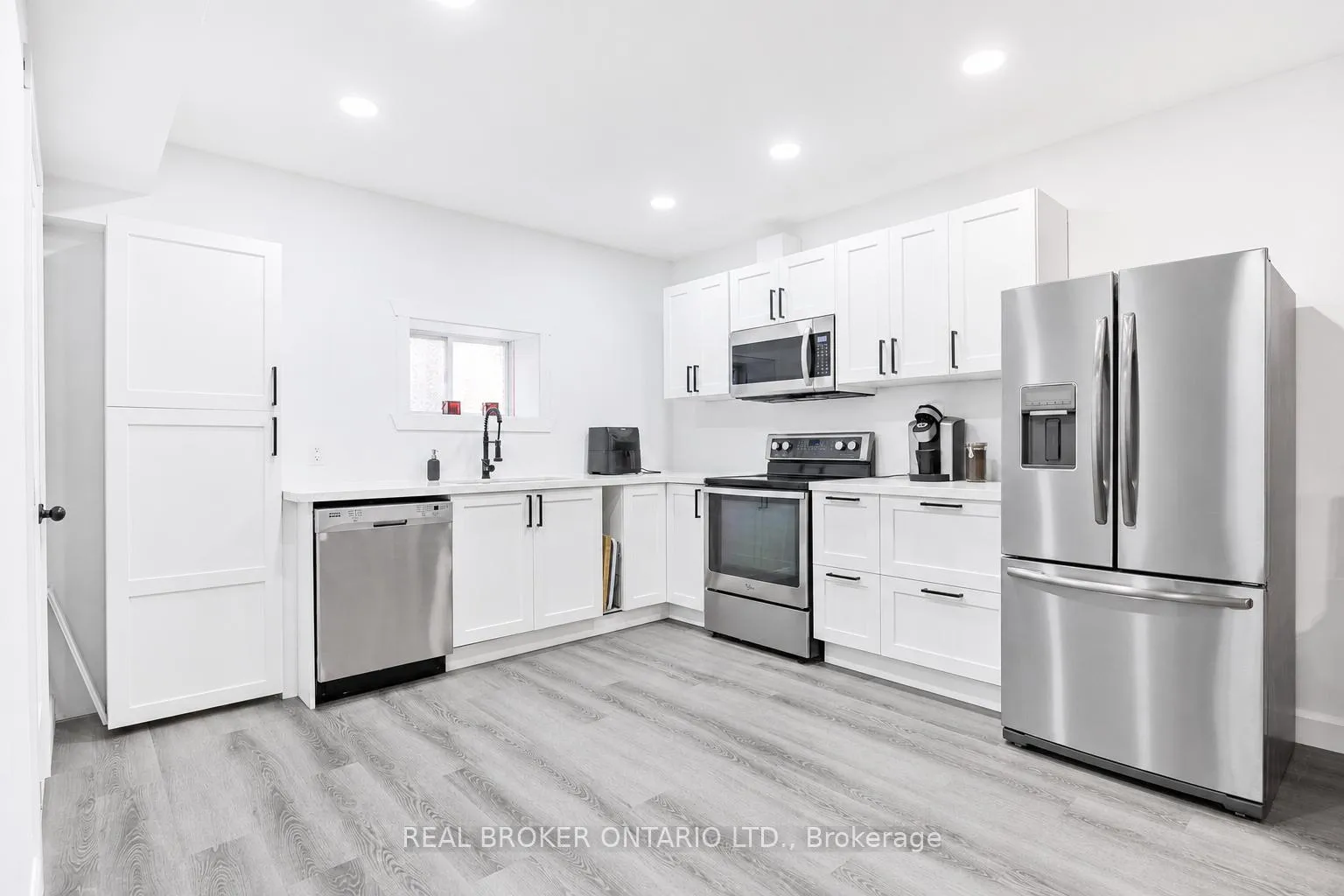Photo 36 of 32 Black Willow Drive, Barrie, Holly — HOMEH