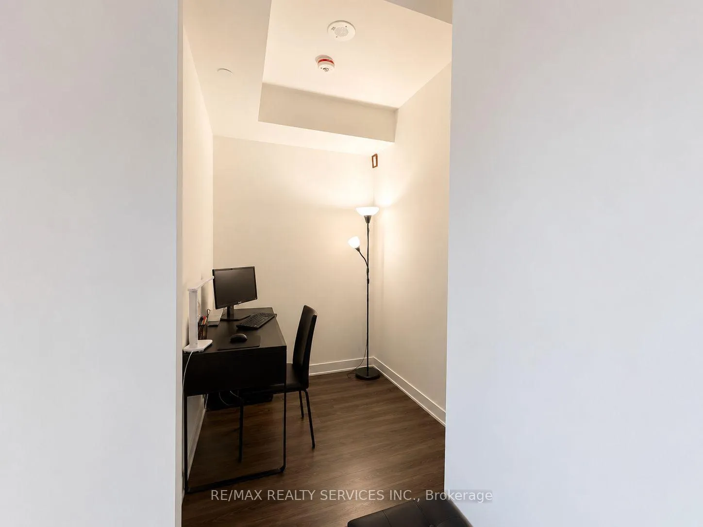 Photo 7 of Unit 512, 448 Burnhamthorpe Road W, Mississauga, City Centre — HOMEH
