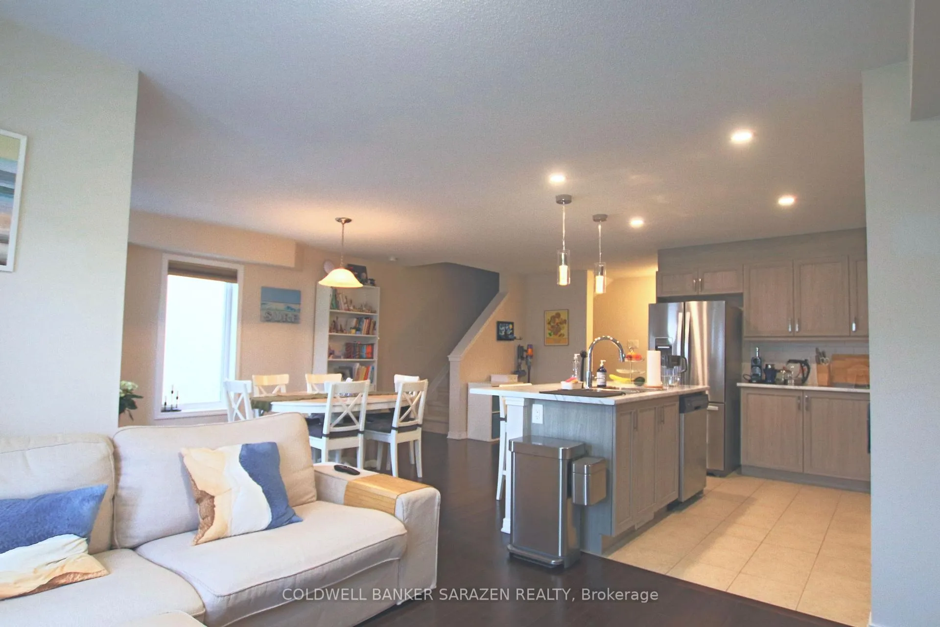 Photo 18 of 857 Element Private, Ottawa, Kanata - Emerald Meadows/Trailwest — HOMEH