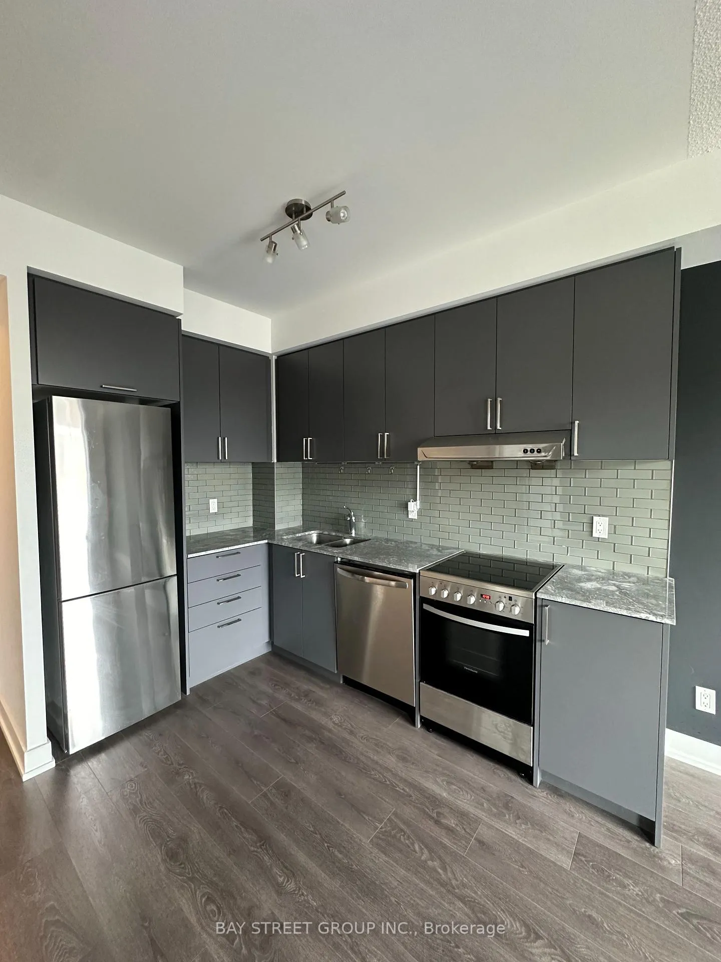 Photo 2 of Unit 322W, 268 Buchanan Drive, Markham, Unionville — HOMEH