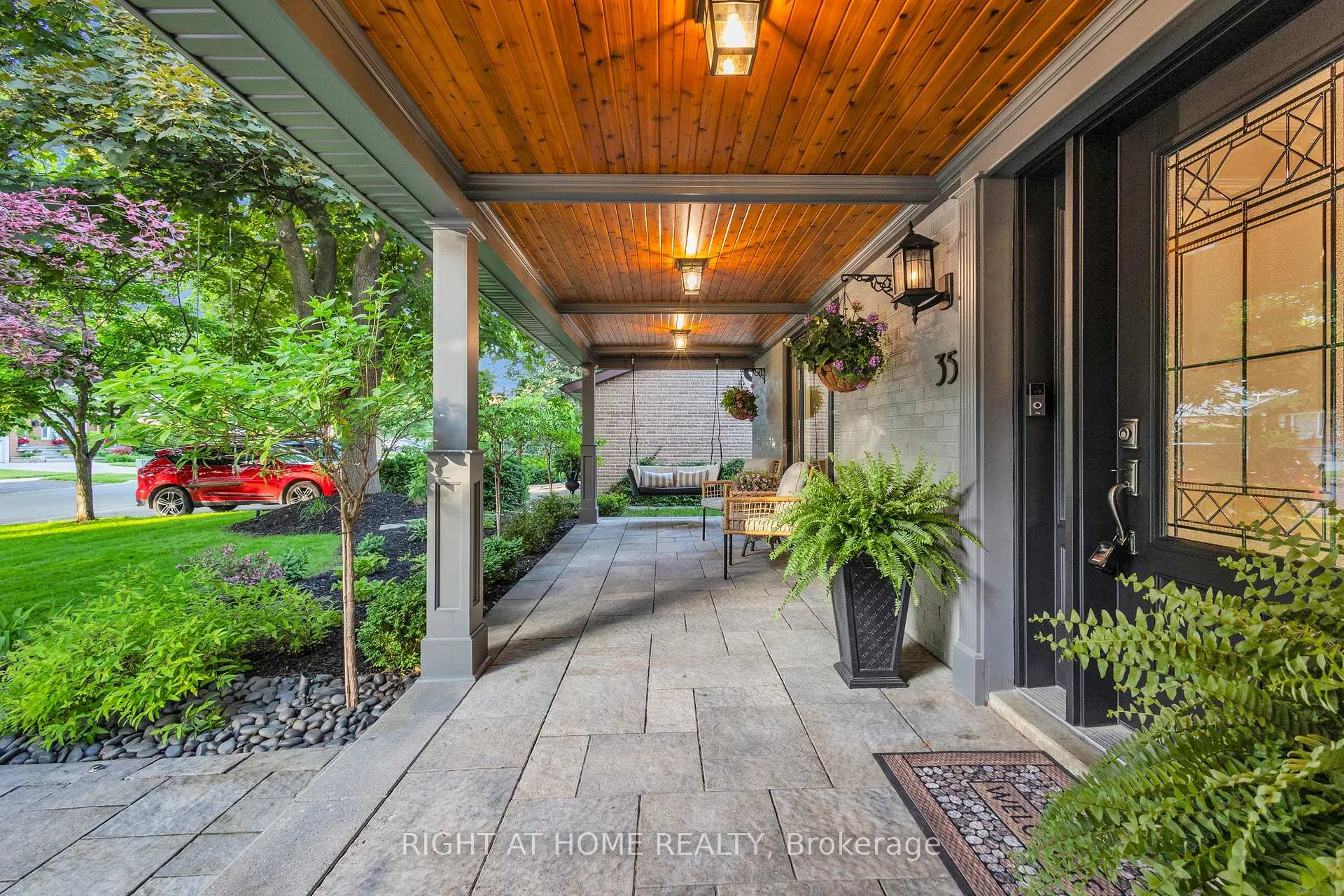 Photo 5 of 35 Senator Reesor's Drive, Markham, Sherwood-Amberglen — HOMEH