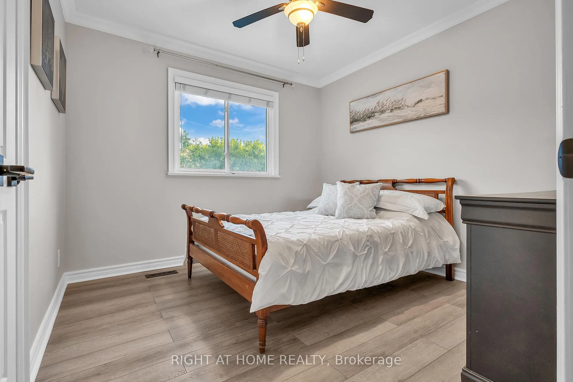 Photo 23 of 35 Senator Reesor's Drive, Markham, Sherwood-Amberglen — HOMEH