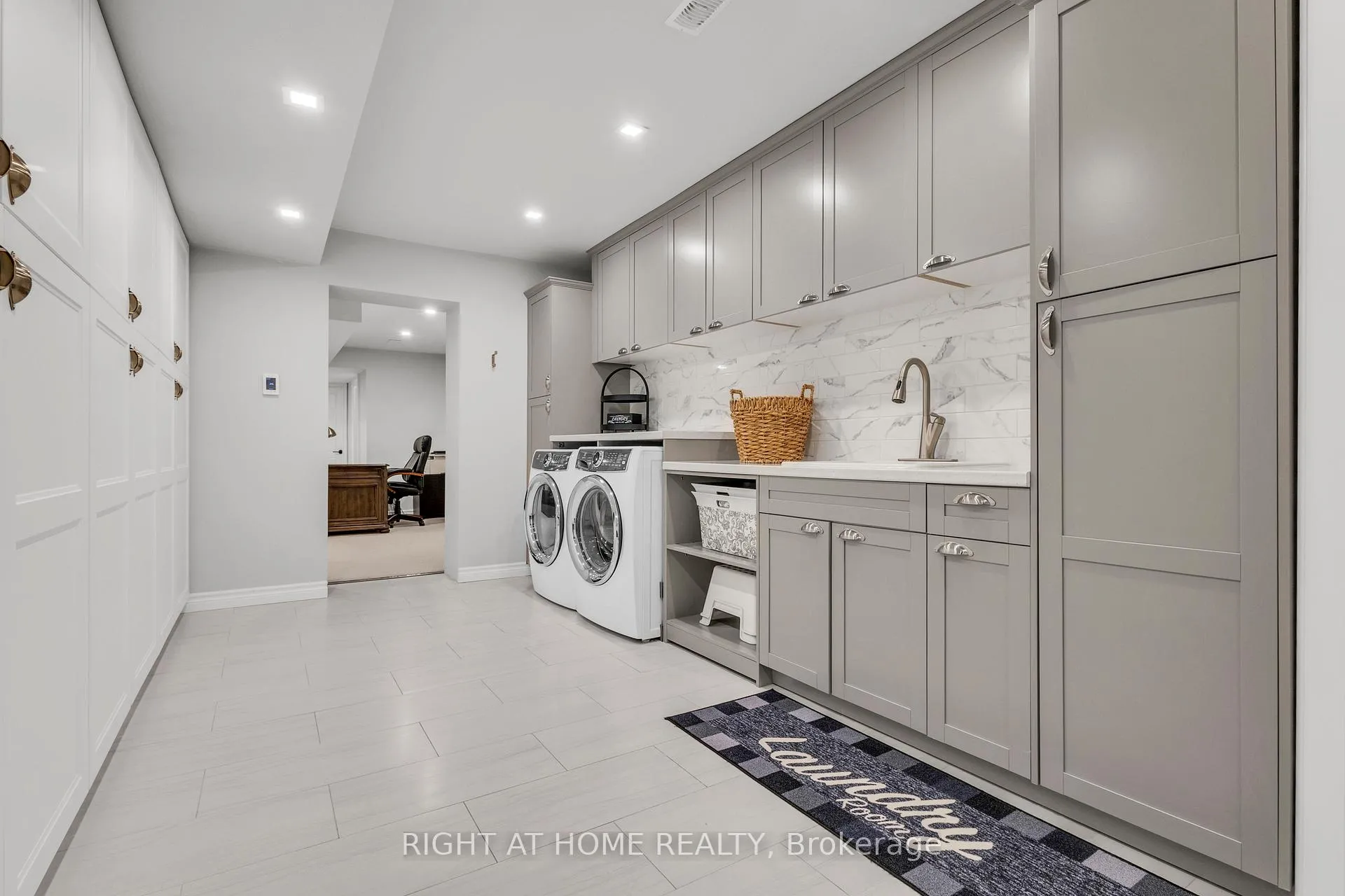 Photo 29 of 35 Senator Reesor's Drive, Markham, Sherwood-Amberglen — HOMEH
