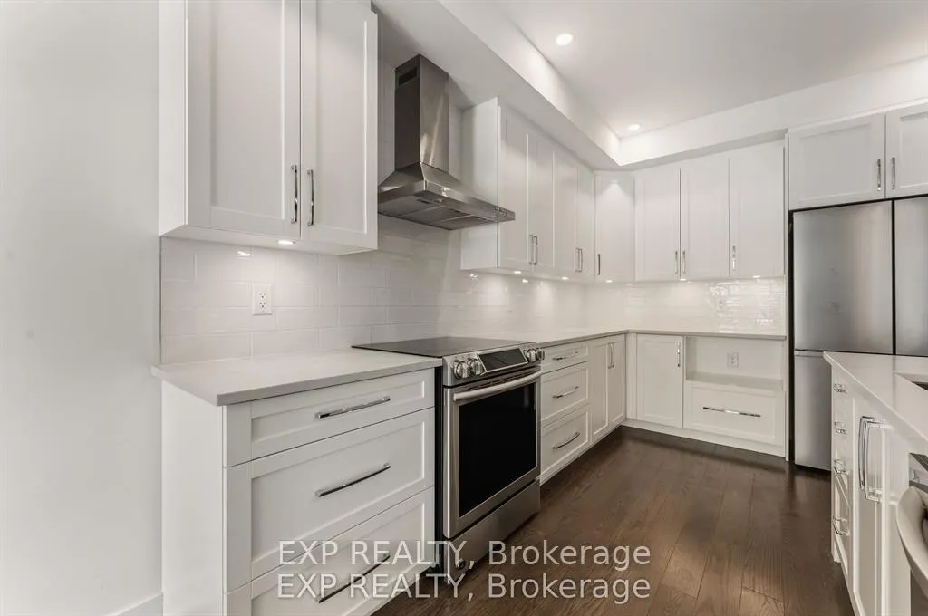 Photo 10 of 911 Duxbury Lane, Ottawa, Riverside South/Gloucester Glen — HOMEH