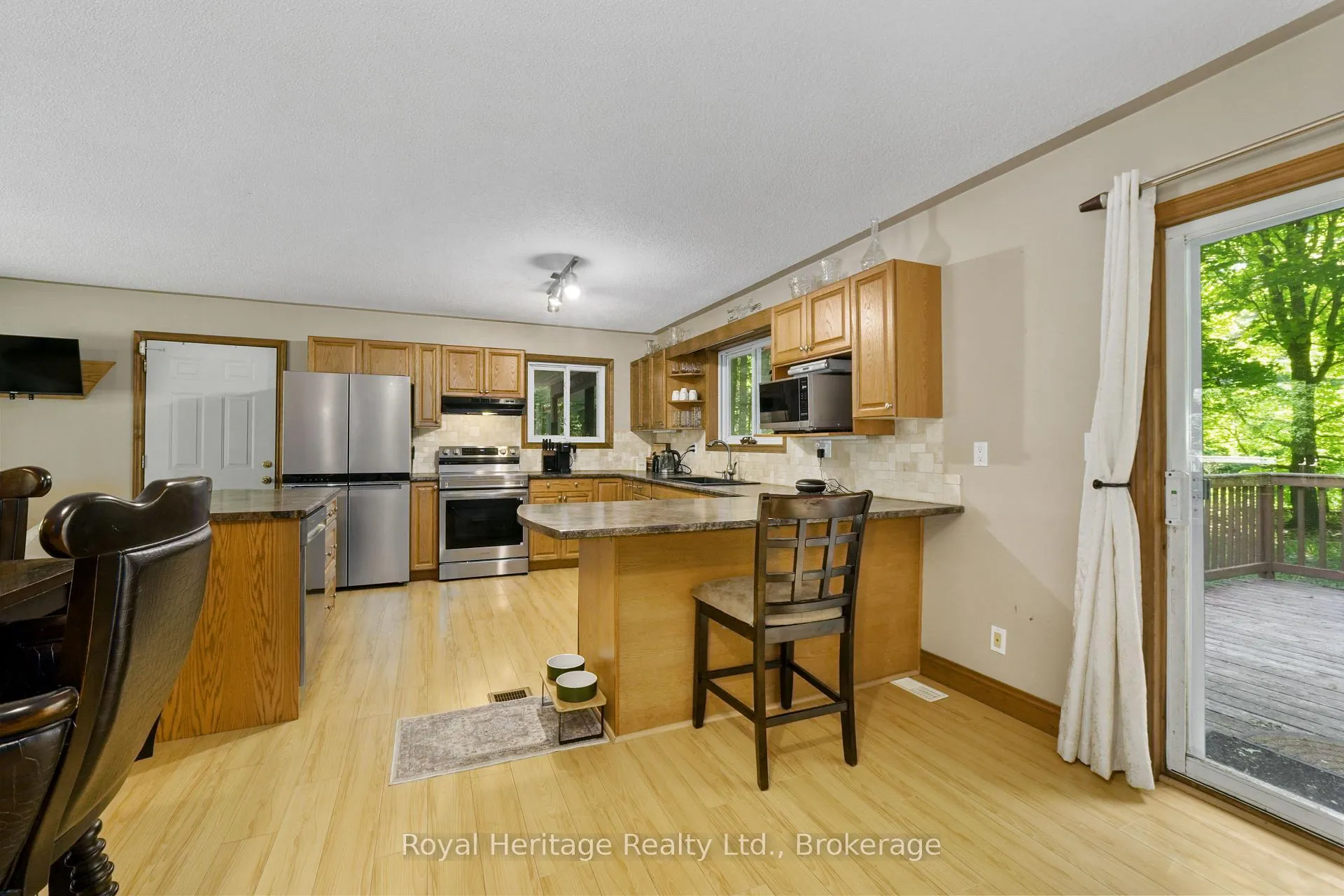 Photo 8 of 691 Hansen Road, Brighton, Rural Brighton — HOMEH