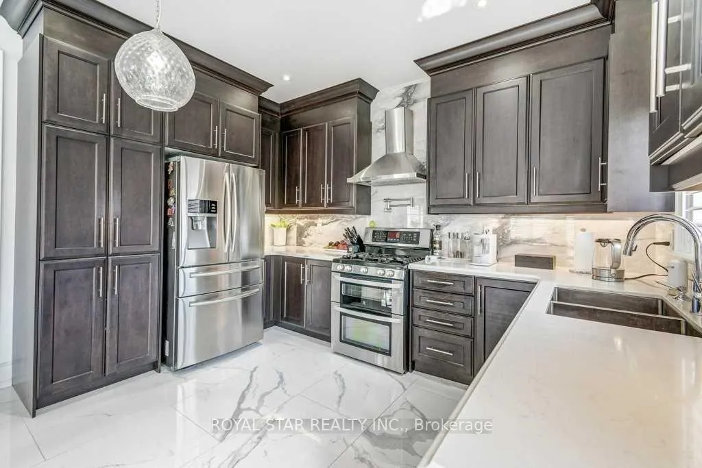 Photo 15 of 1409 Lormel Gate Avenue, Innisfil, Lefroy — HOMEH
