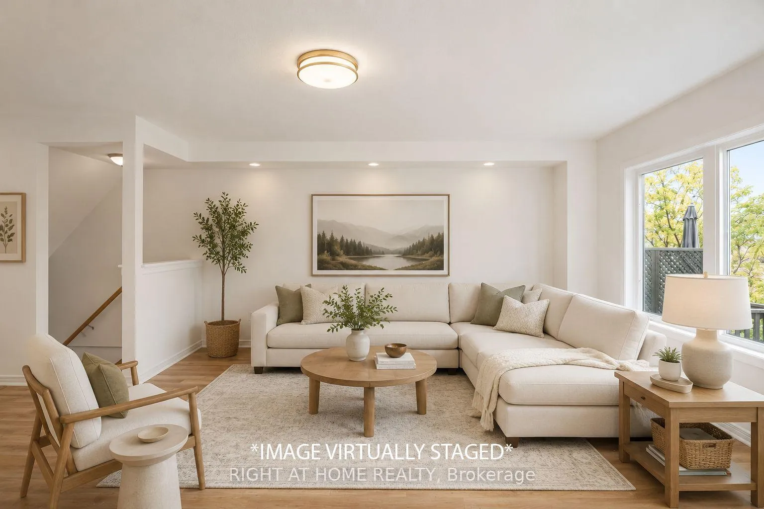 Photo 9 of 23 Peartree Court, Barrie, Allandale Heights — HOMEH