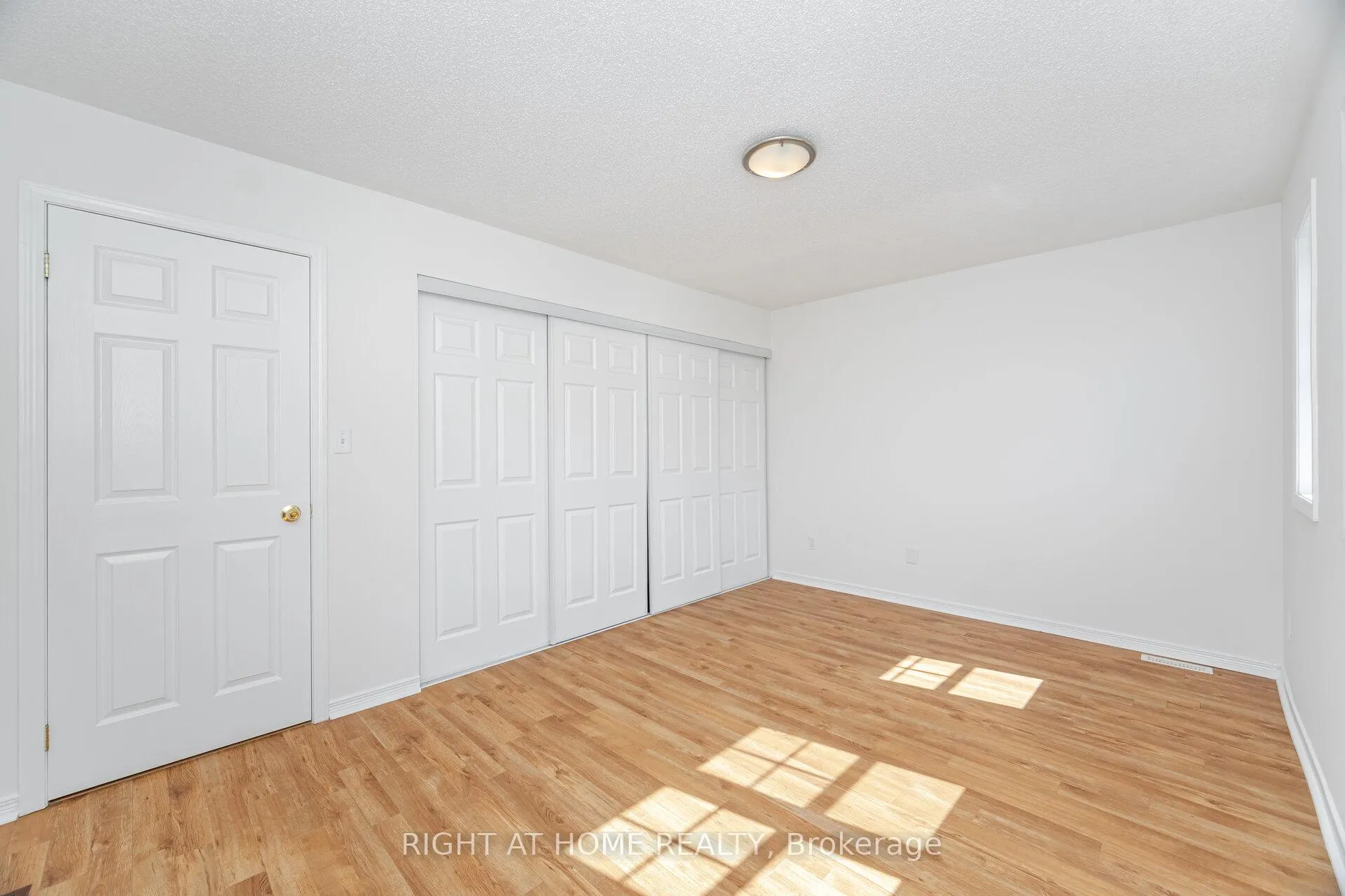 Photo 23 of 23 Peartree Court, Barrie, Allandale Heights — HOMEH