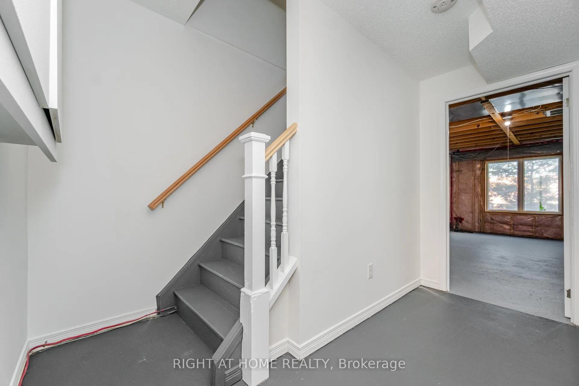 Photo 31 of 23 Peartree Court, Barrie, Allandale Heights — HOMEH