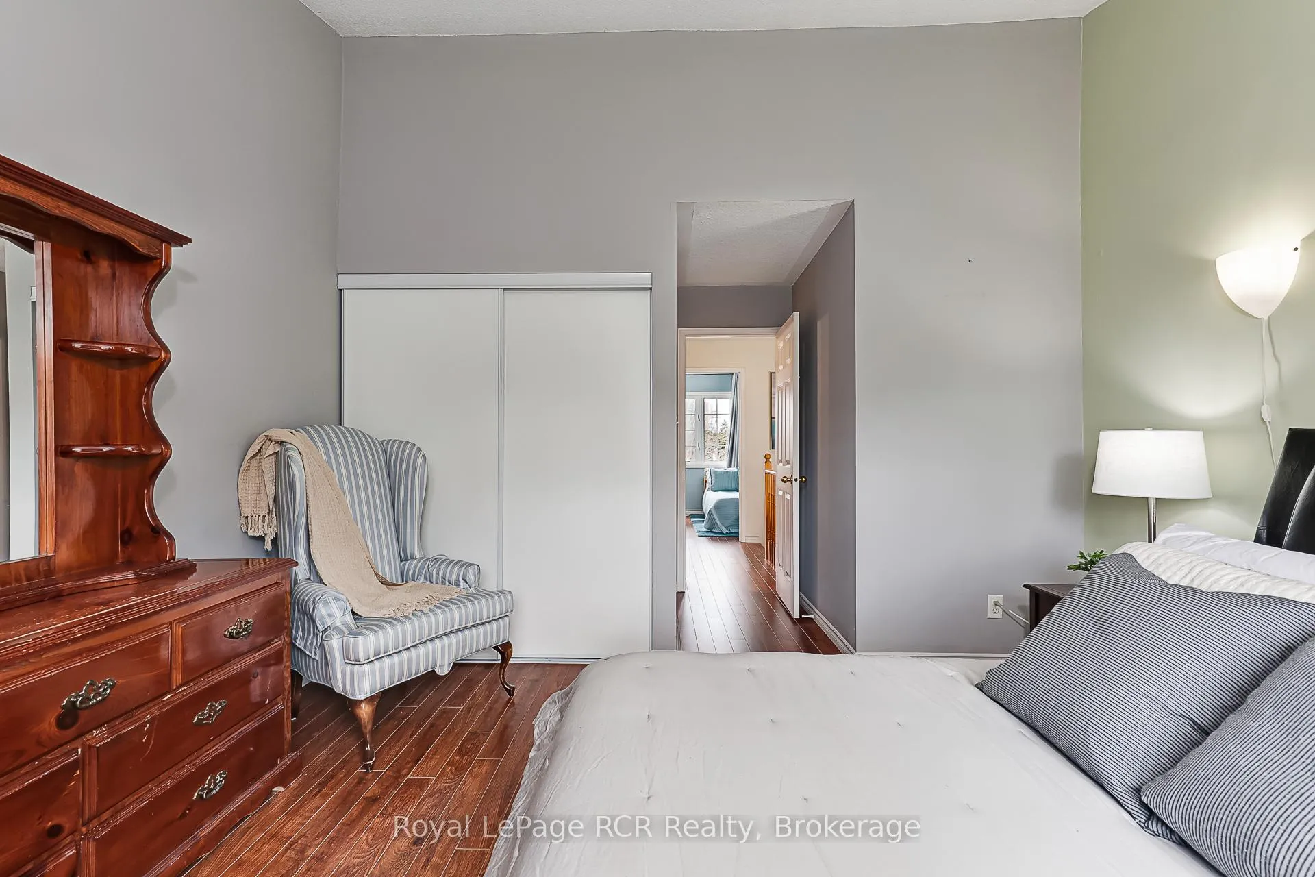 Photo 24 of 9 Royalton Lane, Collingwood — HOMEH