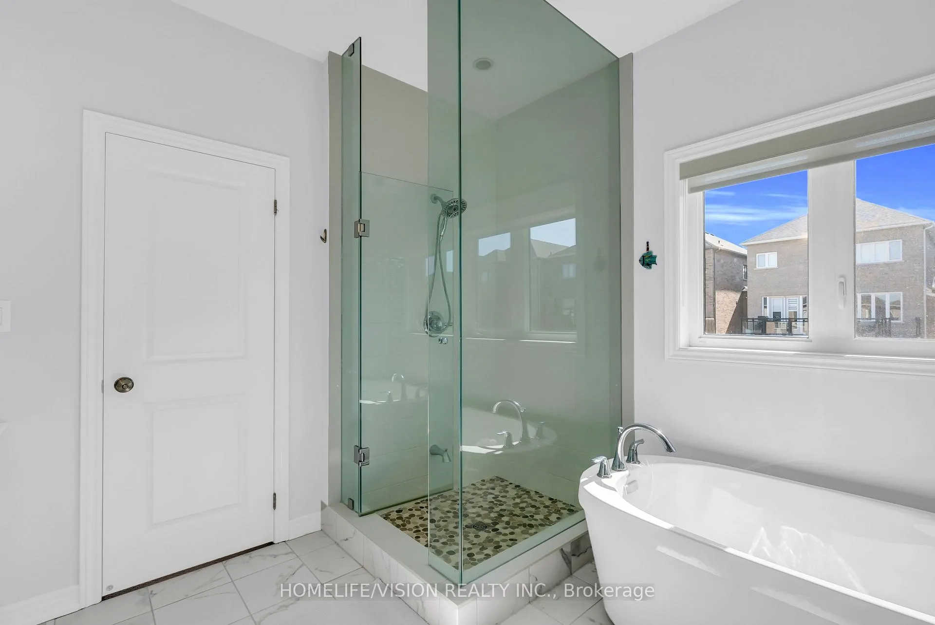 Photo 37 of 35 Pine Hill Crescent, Aurora, Aurora Estates — HOMEH