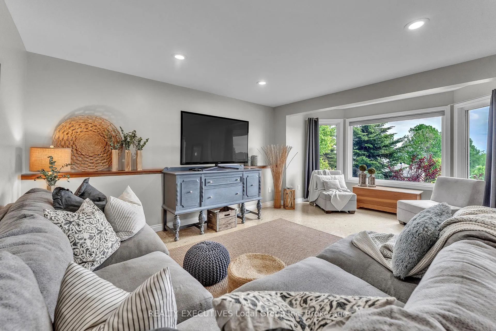 Photo 40 of 410 Osprey Crescent, Callander — HOMEH