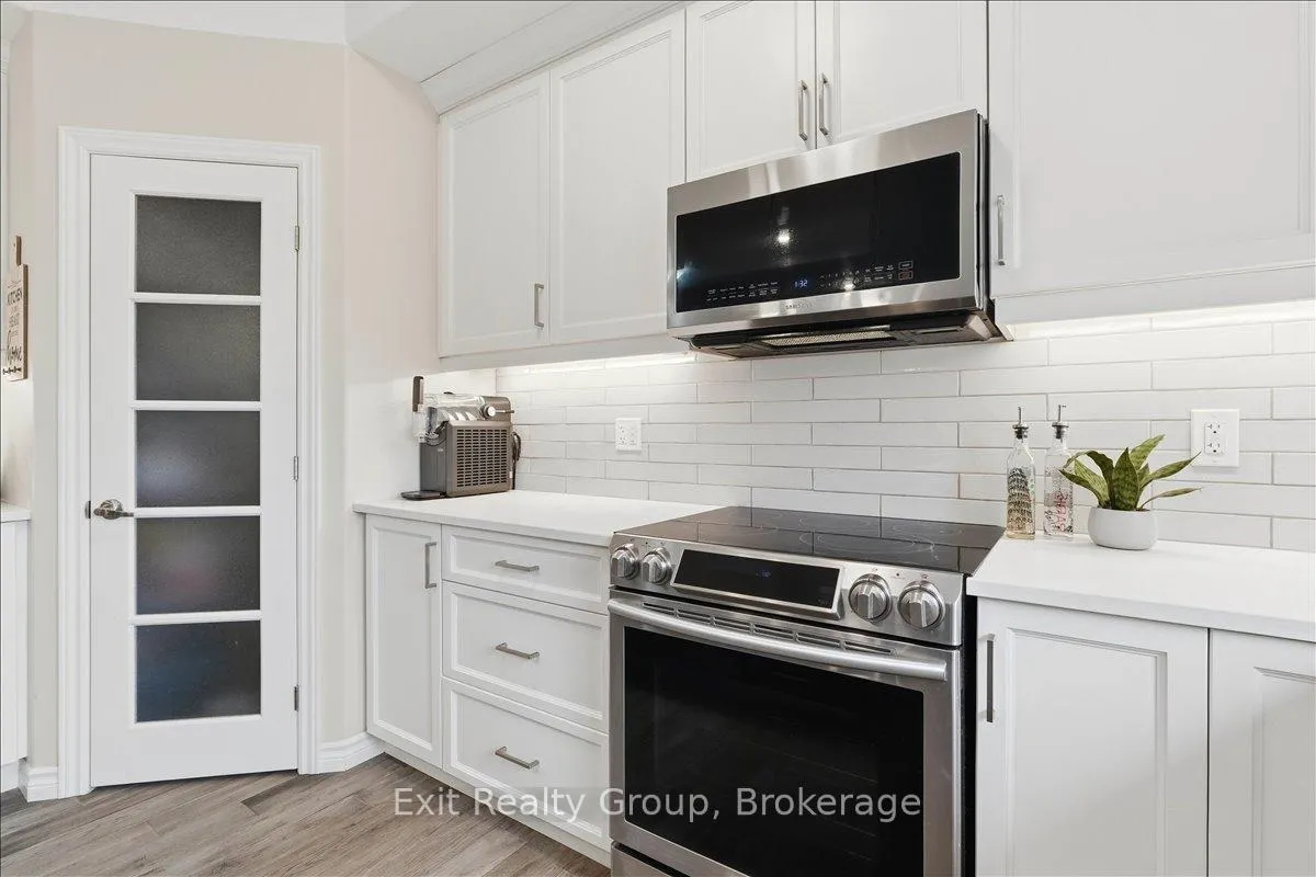 Photo 11 of 55 Stonecrest Boulevard, Quinte West, Sidney Ward — HOMEH