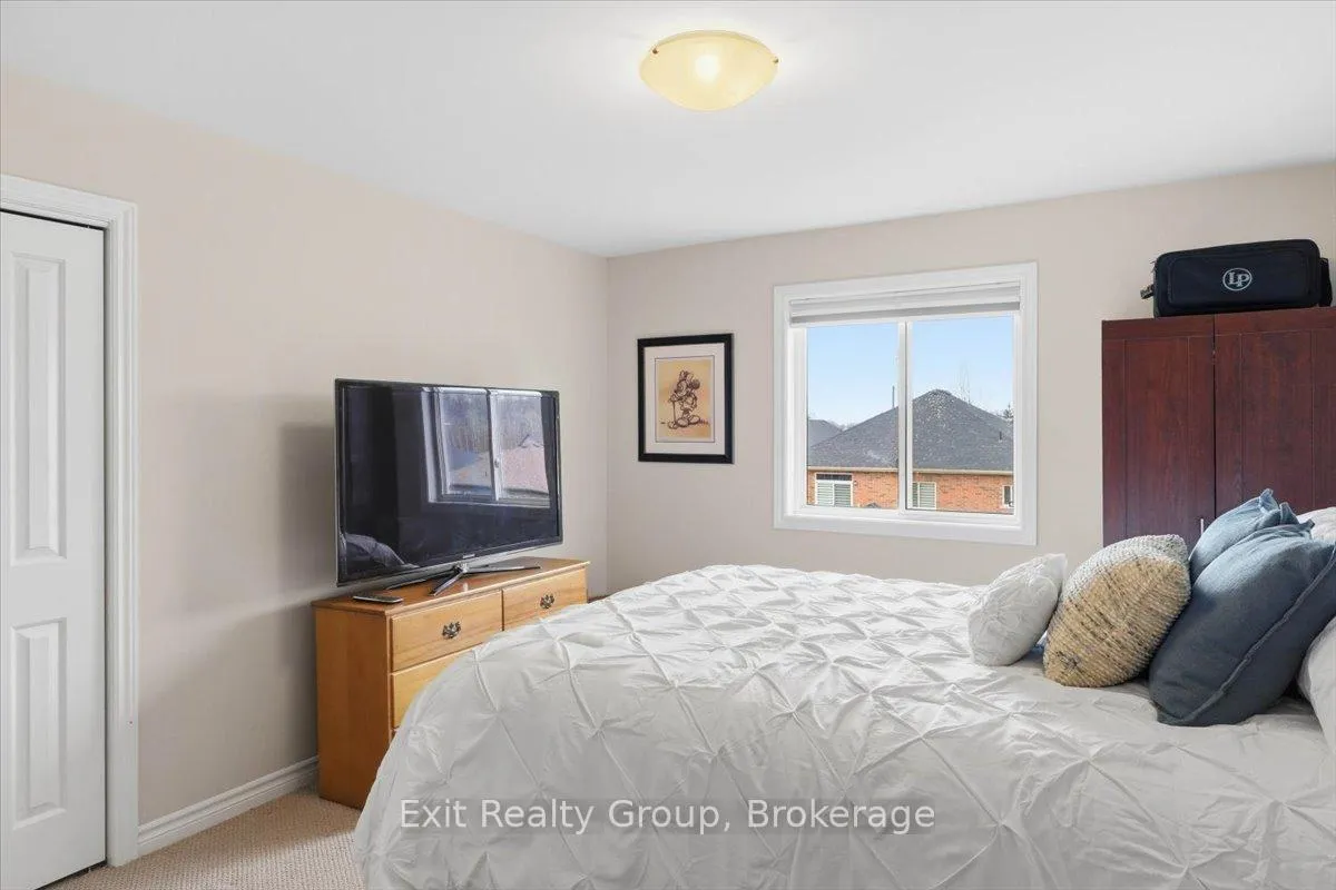 Photo 20 of 55 Stonecrest Boulevard, Quinte West, Sidney Ward — HOMEH