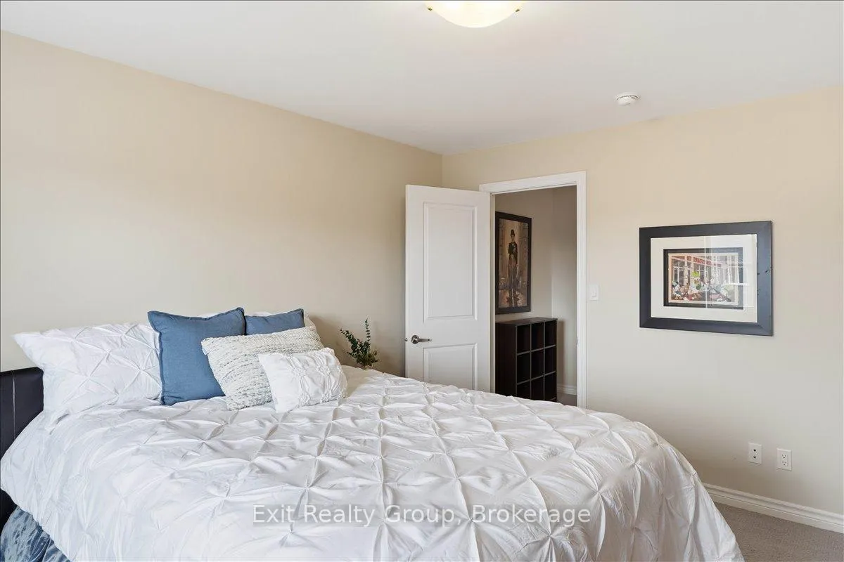 Photo 21 of 55 Stonecrest Boulevard, Quinte West, Sidney Ward — HOMEH